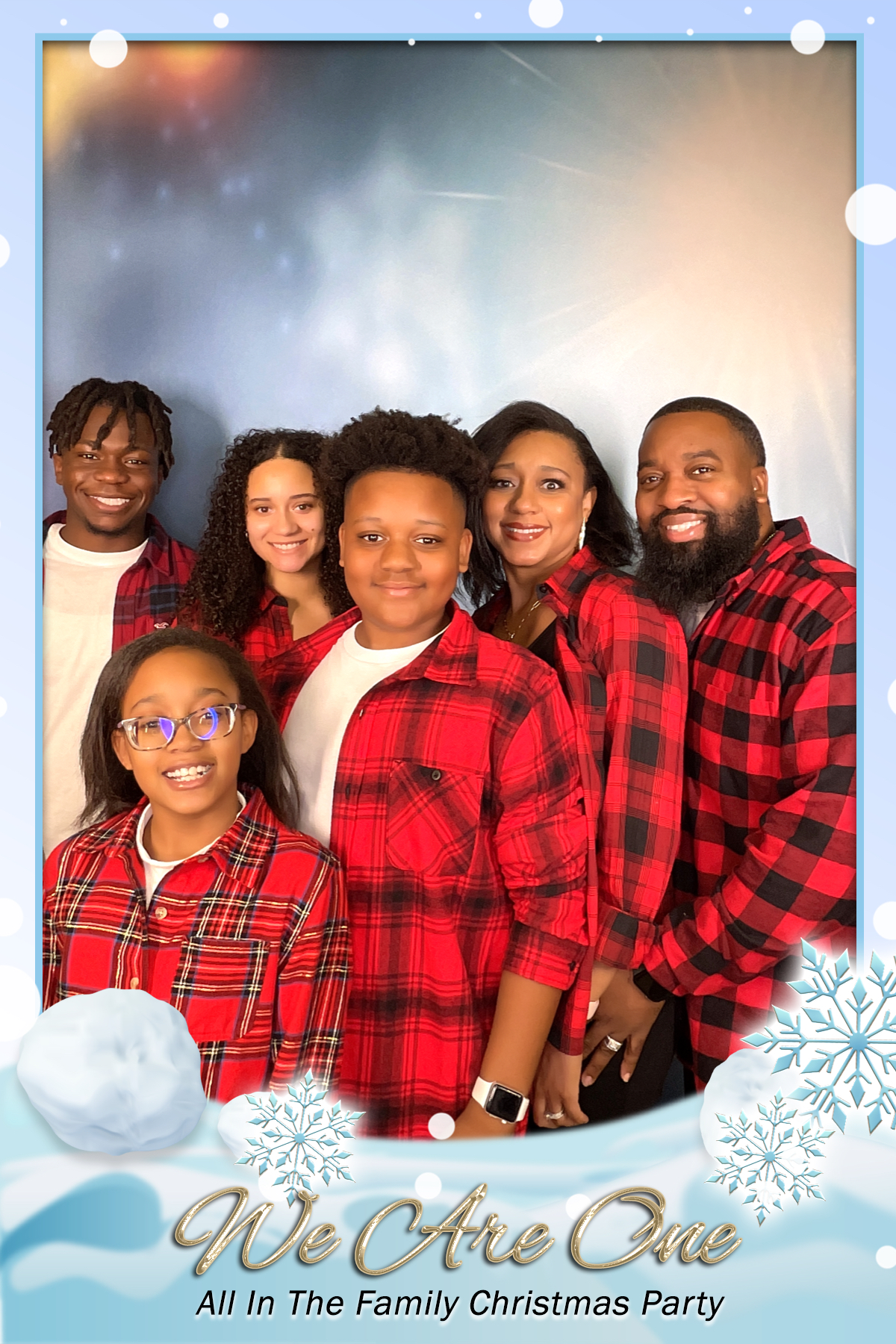 WE ARE ONE:  ALL IN THE FAMILY CHRISTMAS PARTY | View more photos from the event at gallery.rckapturedmemories.com/u/RCKapturedMemories/WE-ARE-ONE-ALL-IN-THE-FAMILY-CHRISTMAS-PARTY