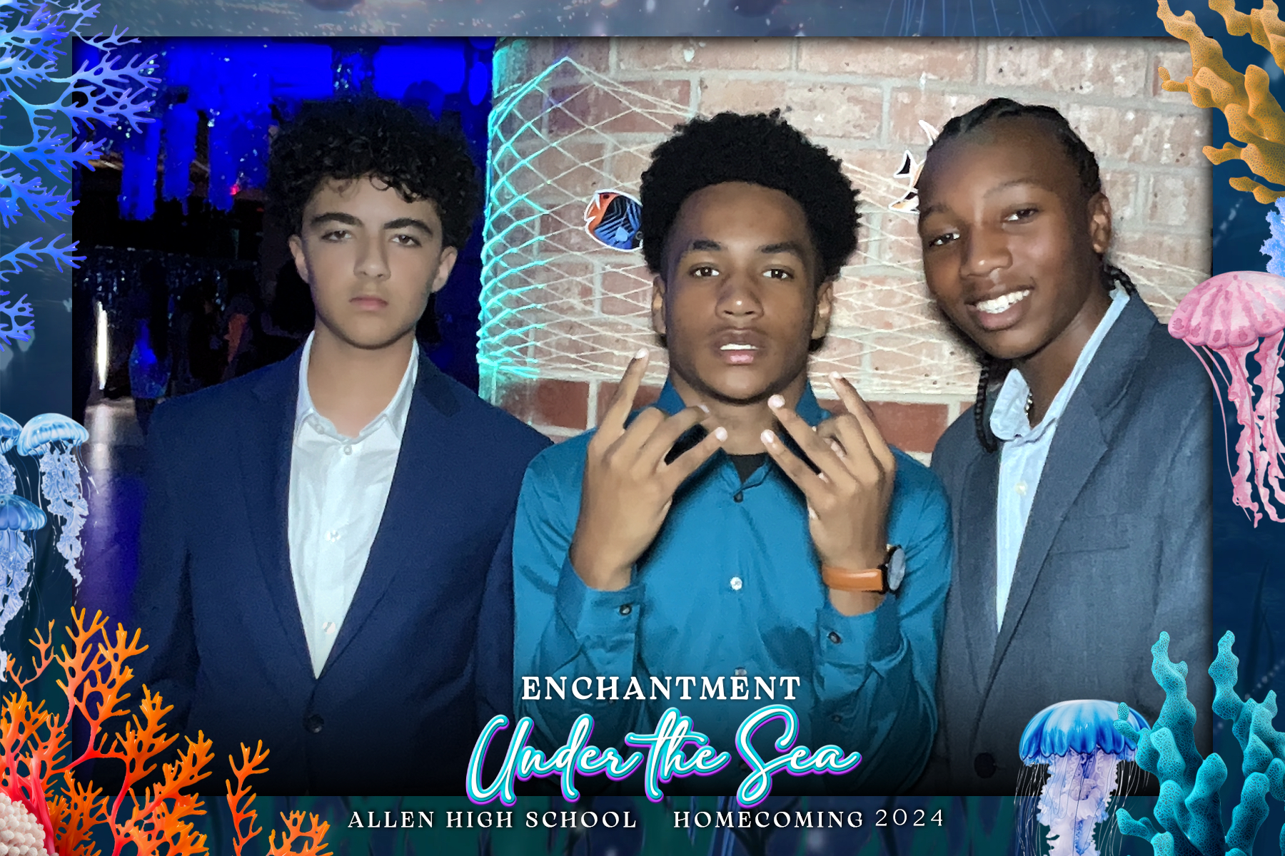 ALLEN HOCO:  Enchantment Under the Sea | View more photos from the event at gallery.rckapturedmemories.com/u/RCKapturedMemories/ALLEN-HOCO-Enchantment-Under-the-Sea