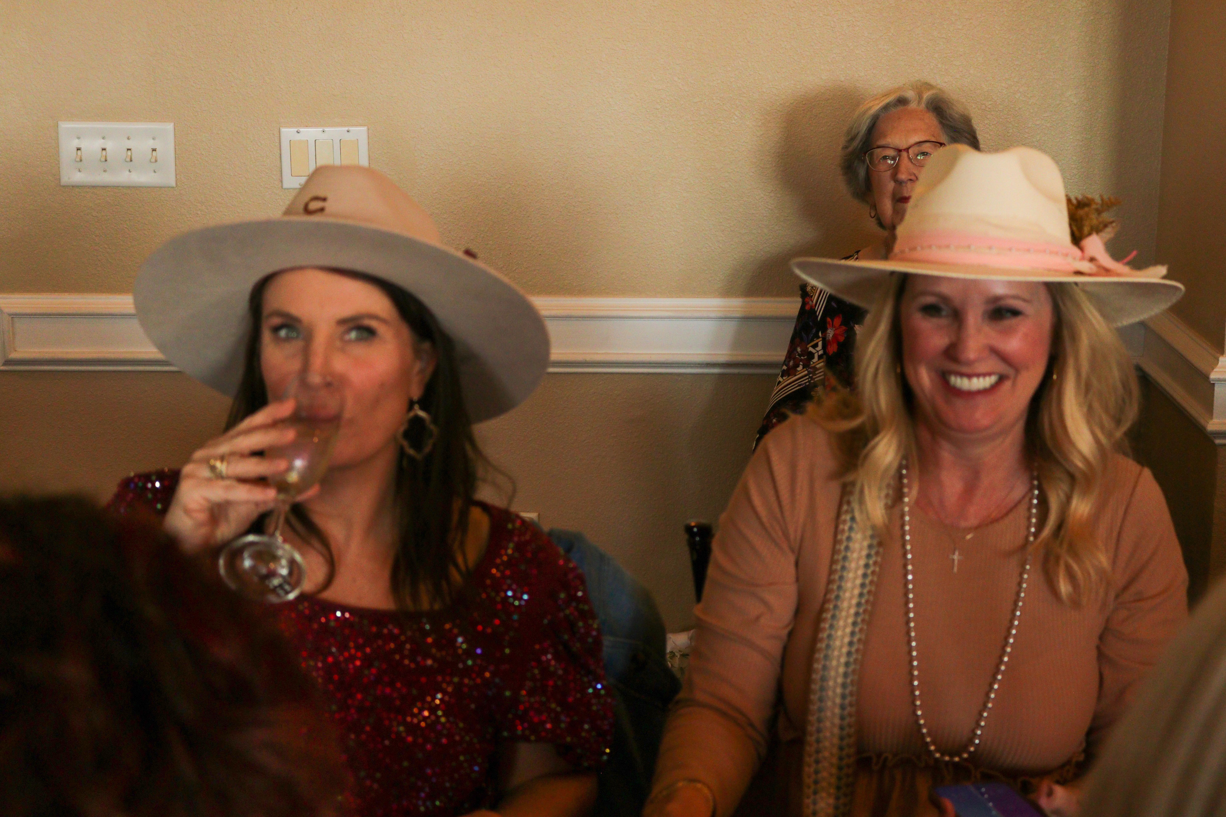Bunco & Bubbles | View more photos from the event at gallery.rckapturedmemories.com/u/RCKapturedMemories/Bunco-Bubbles