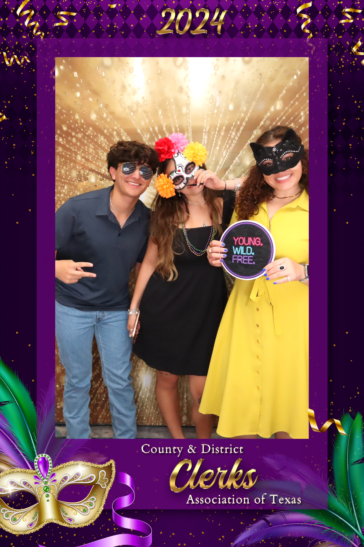 COUNTY & DISTRICT CLERKS MARDI GRAS BANQUET | View more photos from the event at gallery.rckapturedmemories.com/u/RCKapturedMemories/COUNTY-DISTRICT-CLERKS-MARDI-GRAS-BANQUET