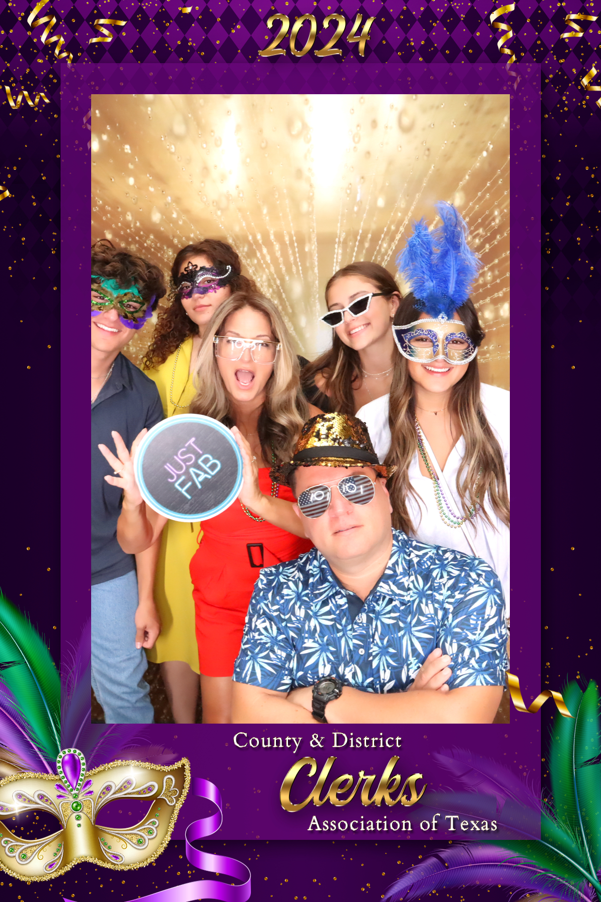 COUNTY & DISTRICT CLERKS MARDI GRAS BANQUET | View more photos from the event at gallery.rckapturedmemories.com/u/RCKapturedMemories/COUNTY-DISTRICT-CLERKS-MARDI-GRAS-BANQUET