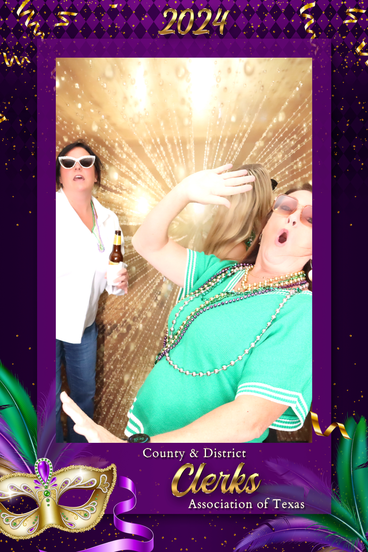 COUNTY & DISTRICT CLERKS MARDI GRAS BANQUET | View more photos from the event at gallery.rckapturedmemories.com/u/RCKapturedMemories/COUNTY-DISTRICT-CLERKS-MARDI-GRAS-BANQUET