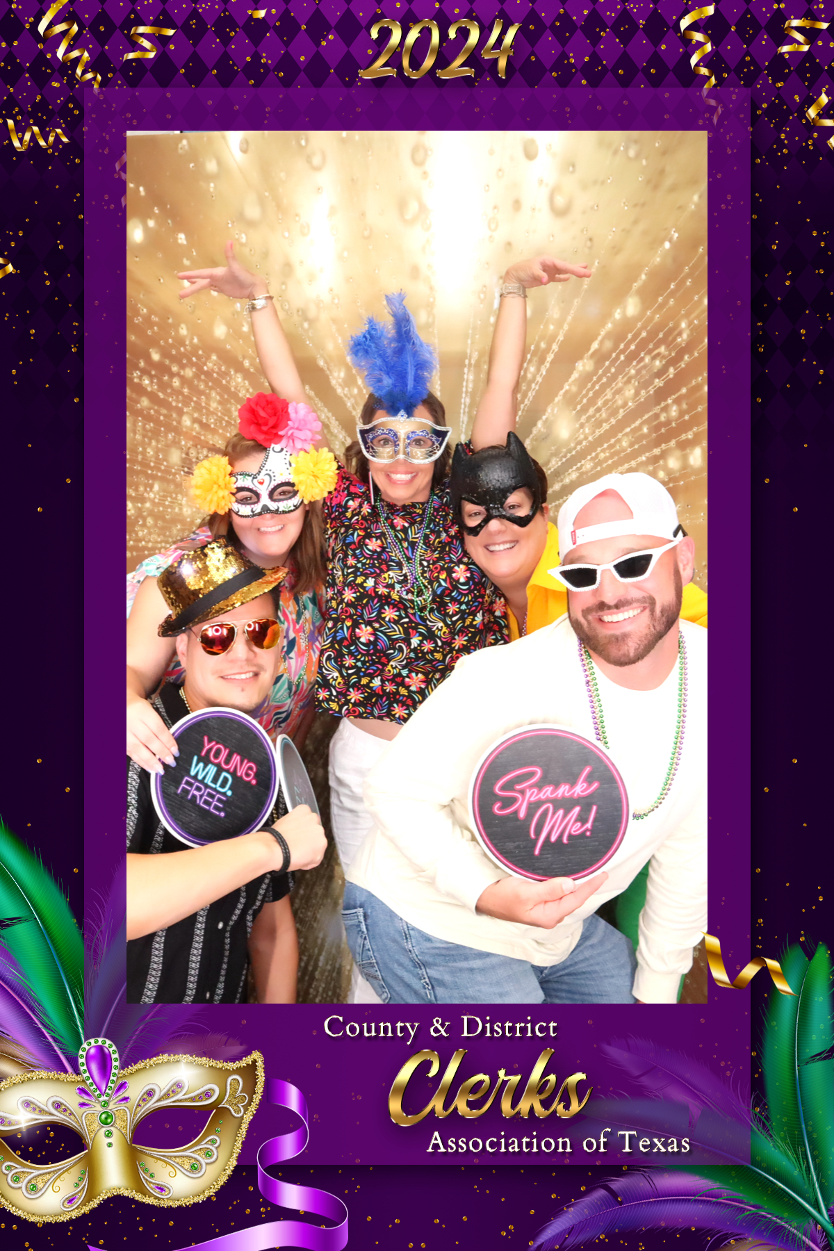 COUNTY & DISTRICT CLERKS MARDI GRAS BANQUET | View more photos from the event at gallery.rckapturedmemories.com/u/RCKapturedMemories/COUNTY-DISTRICT-CLERKS-MARDI-GRAS-BANQUET