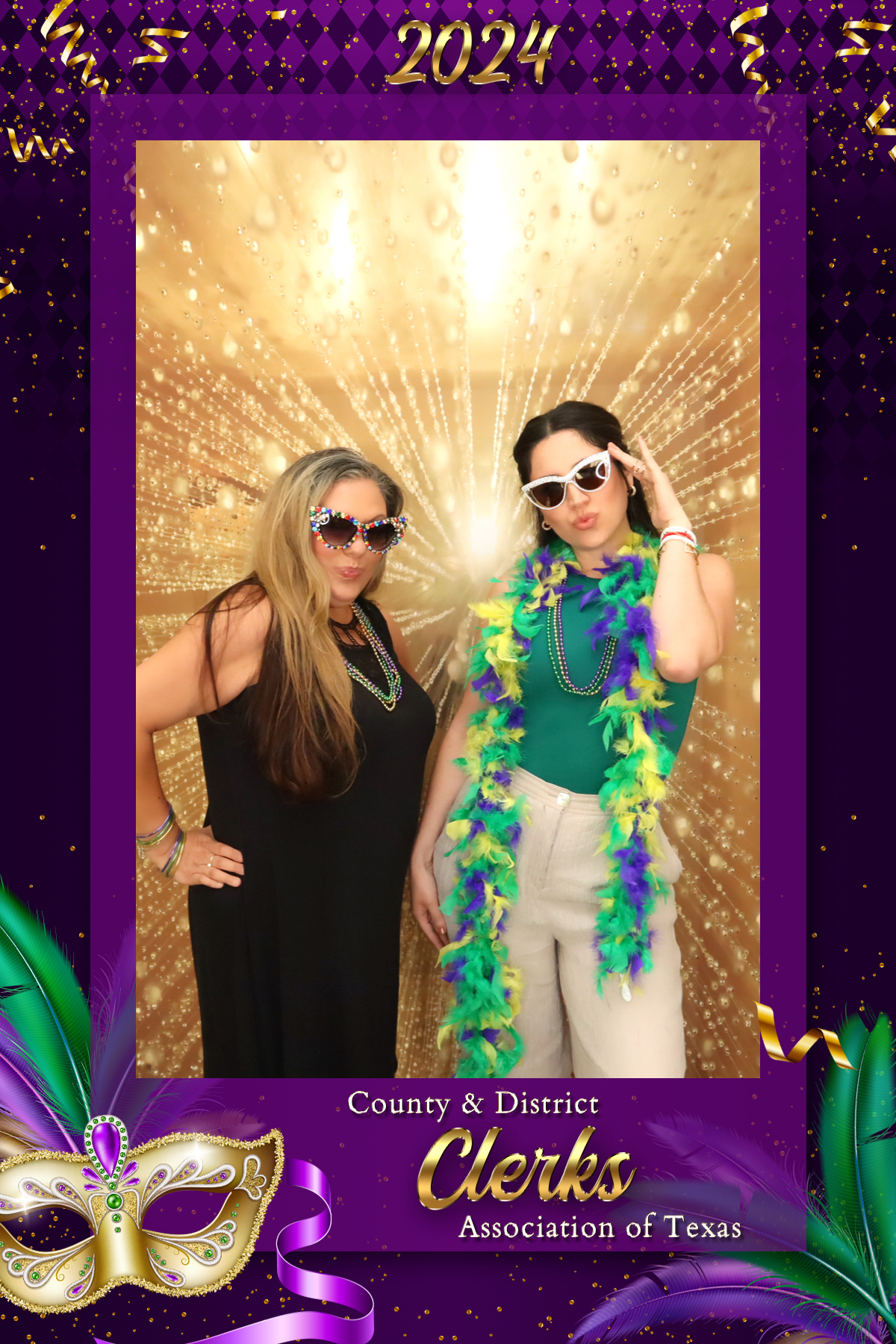 COUNTY & DISTRICT CLERKS MARDI GRAS BANQUET | View more photos from the event at gallery.rckapturedmemories.com/u/RCKapturedMemories/COUNTY-DISTRICT-CLERKS-MARDI-GRAS-BANQUET