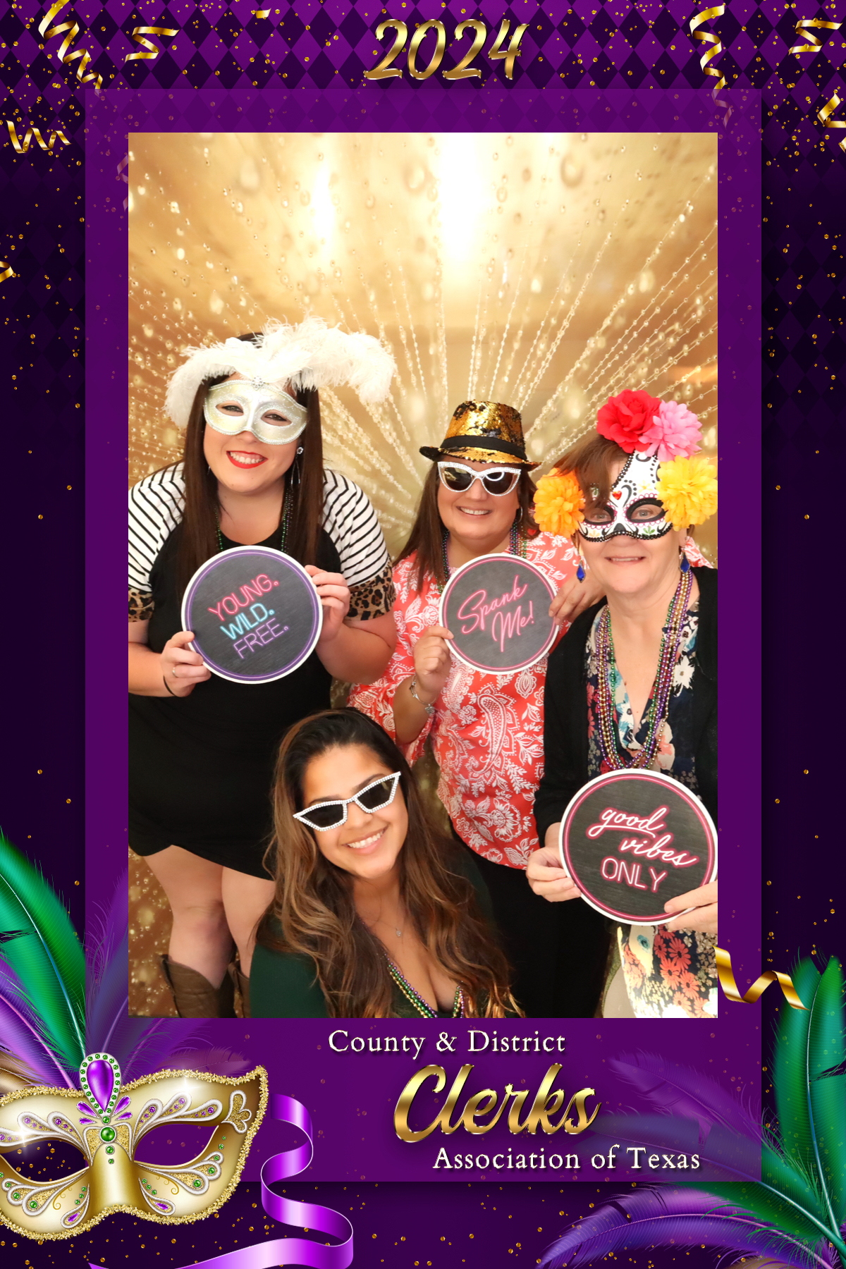 COUNTY & DISTRICT CLERKS MARDI GRAS BANQUET | View more photos from the event at gallery.rckapturedmemories.com/u/RCKapturedMemories/COUNTY-DISTRICT-CLERKS-MARDI-GRAS-BANQUET