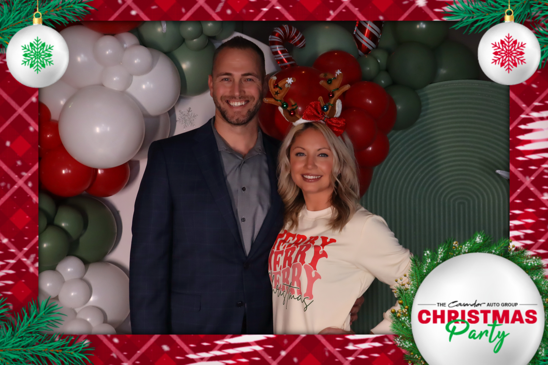 Cavender Nissan Christmas Party | View more photos from the event at gallery.rckapturedmemories.com/u/RCKapturedMemories/Cavender-Nissan-Christmas-Party-0