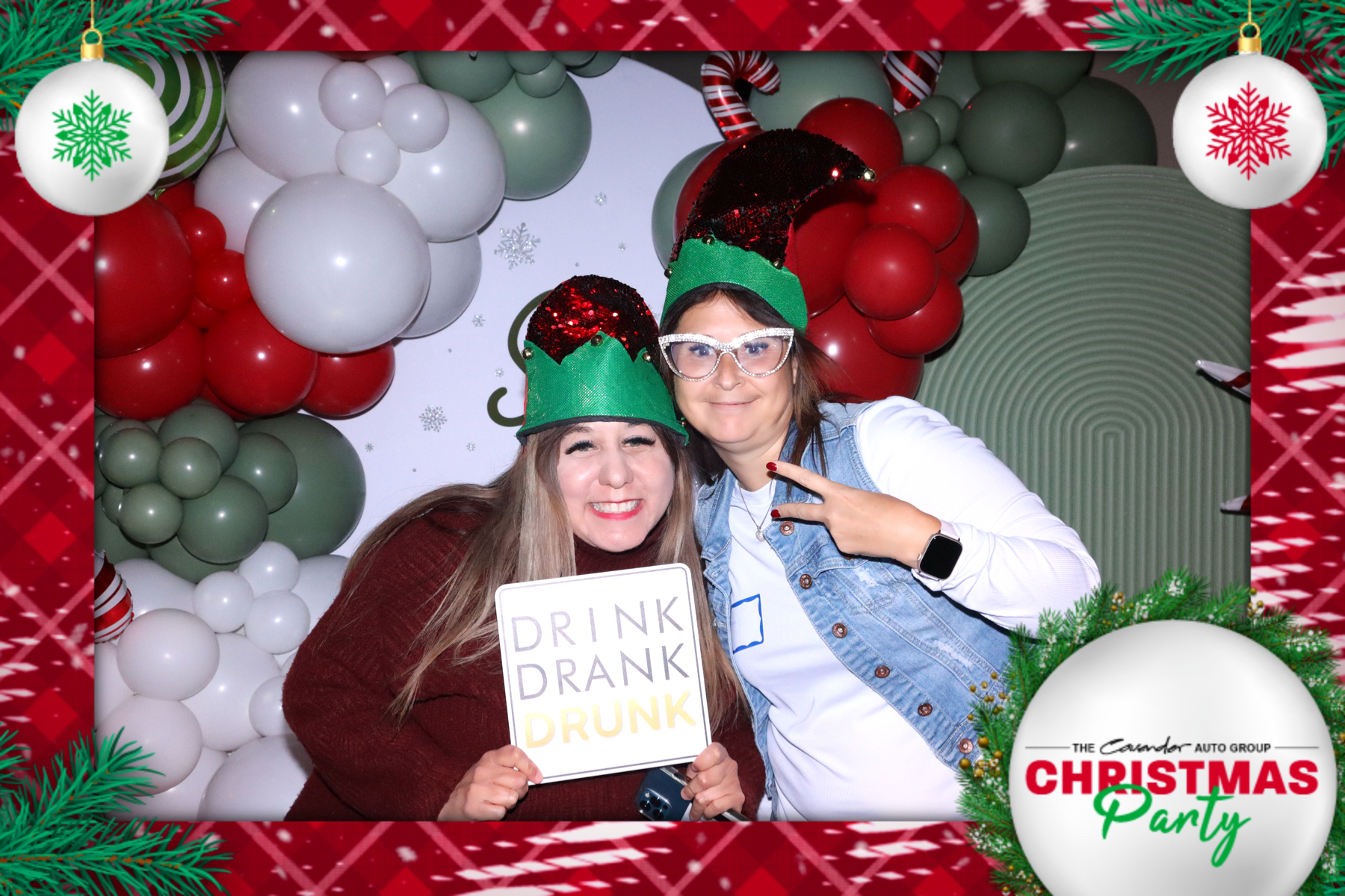Cavender Nissan Christmas Party | View more photos from the event at gallery.rckapturedmemories.com/u/RCKapturedMemories/Cavender-Nissan-Christmas-Party-0