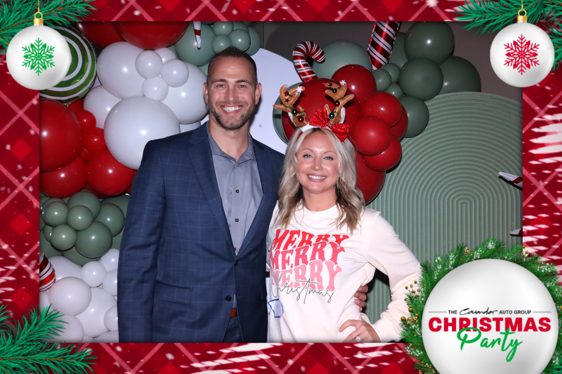 Cavender Nissan Christmas Party | View more photos from the event at gallery.rckapturedmemories.com/u/RCKapturedMemories/Cavender-Nissan-Christmas-Party-0