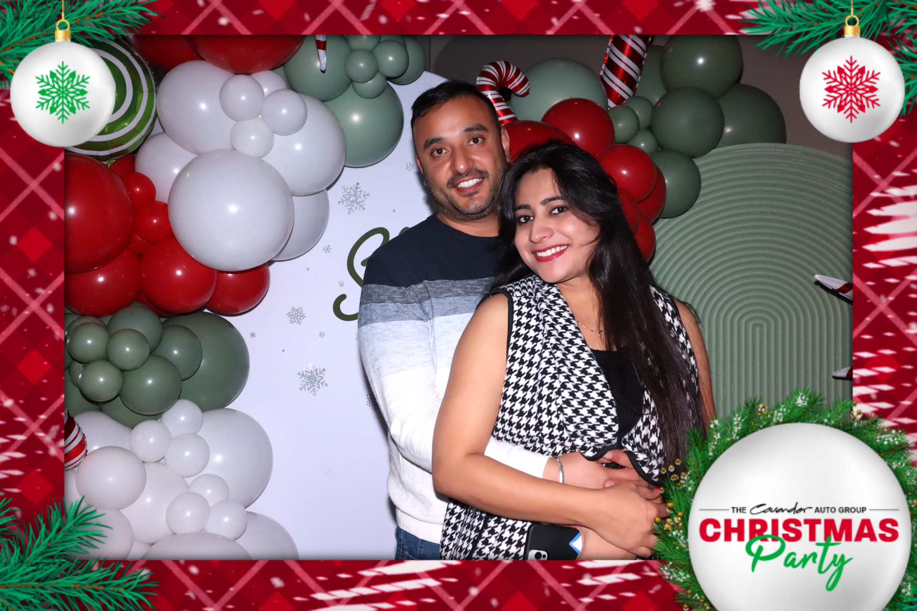 Cavender Nissan Christmas Party | View more photos from the event at gallery.rckapturedmemories.com/u/RCKapturedMemories/Cavender-Nissan-Christmas-Party-0