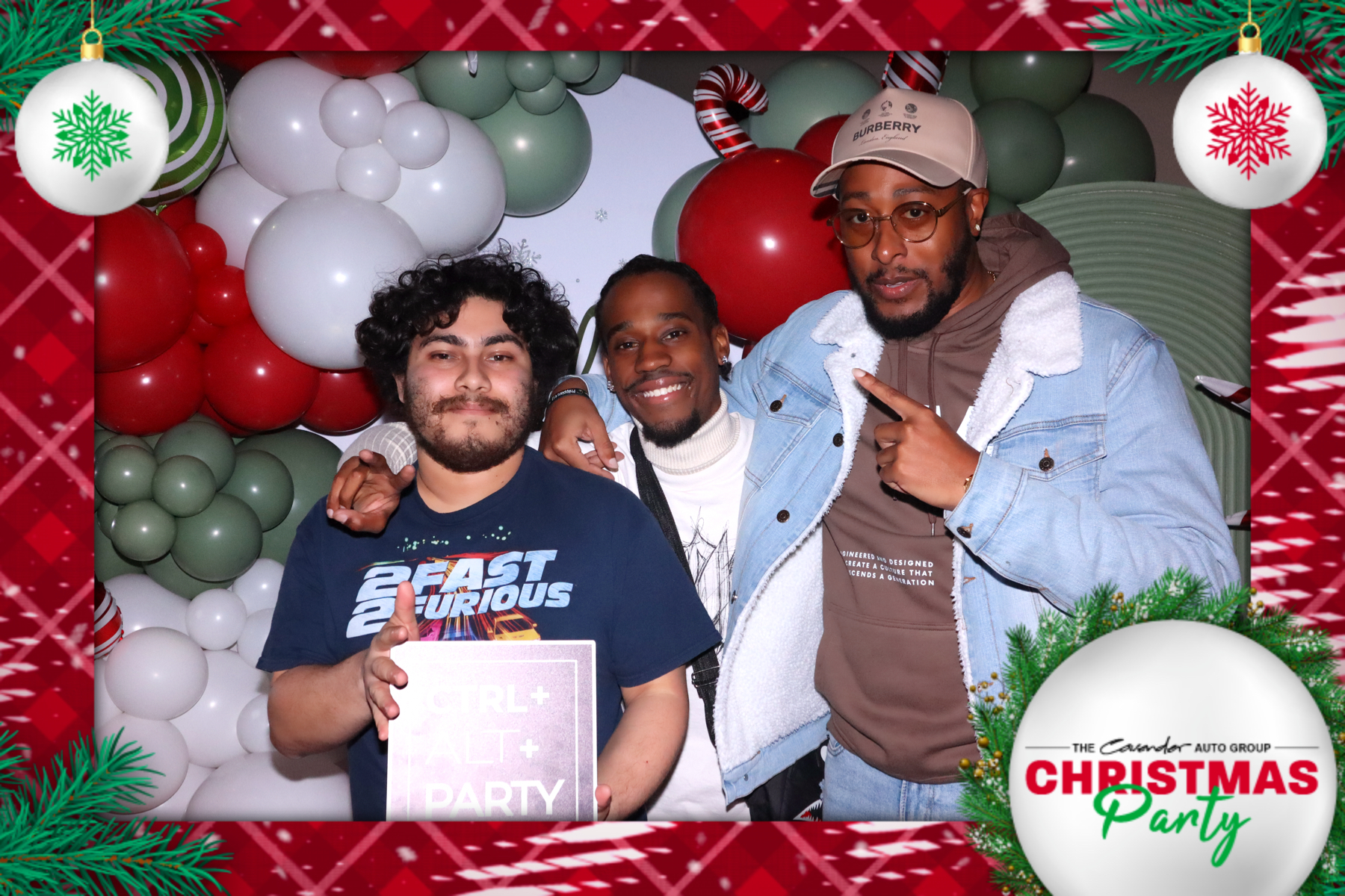 Cavender Nissan Christmas Party | View more photos from the event at gallery.rckapturedmemories.com/u/RCKapturedMemories/Cavender-Nissan-Christmas-Party-0