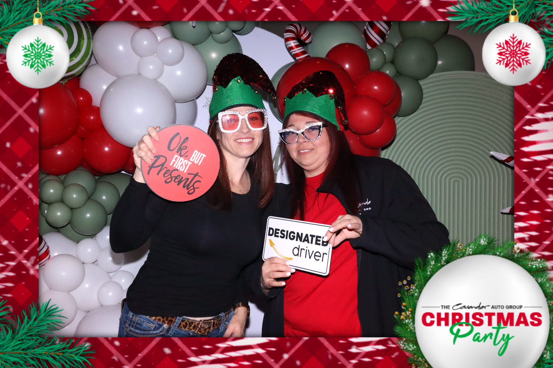 Cavender Nissan Christmas Party | View more photos from the event at gallery.rckapturedmemories.com/u/RCKapturedMemories/Cavender-Nissan-Christmas-Party-0