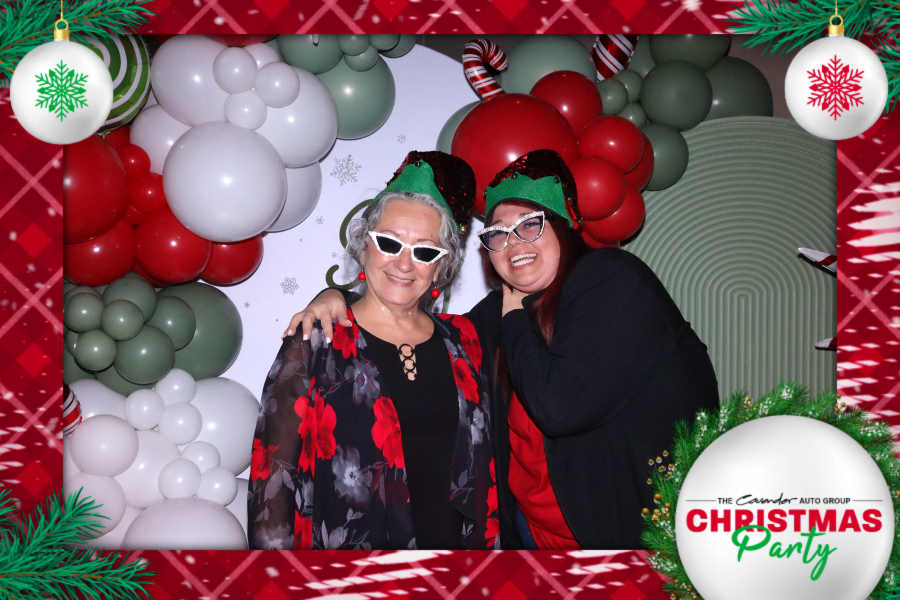 Cavender Nissan Christmas Party | View more photos from the event at gallery.rckapturedmemories.com/u/RCKapturedMemories/Cavender-Nissan-Christmas-Party-0