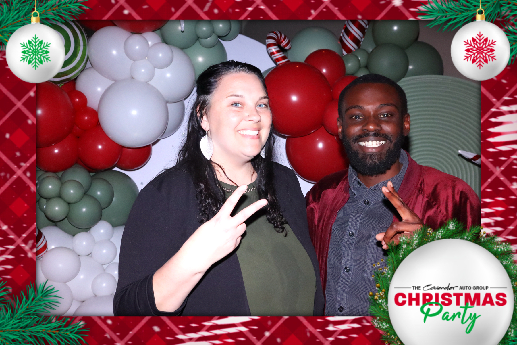 Cavender Nissan Christmas Party | View more photos from the event at gallery.rckapturedmemories.com/u/RCKapturedMemories/Cavender-Nissan-Christmas-Party-0