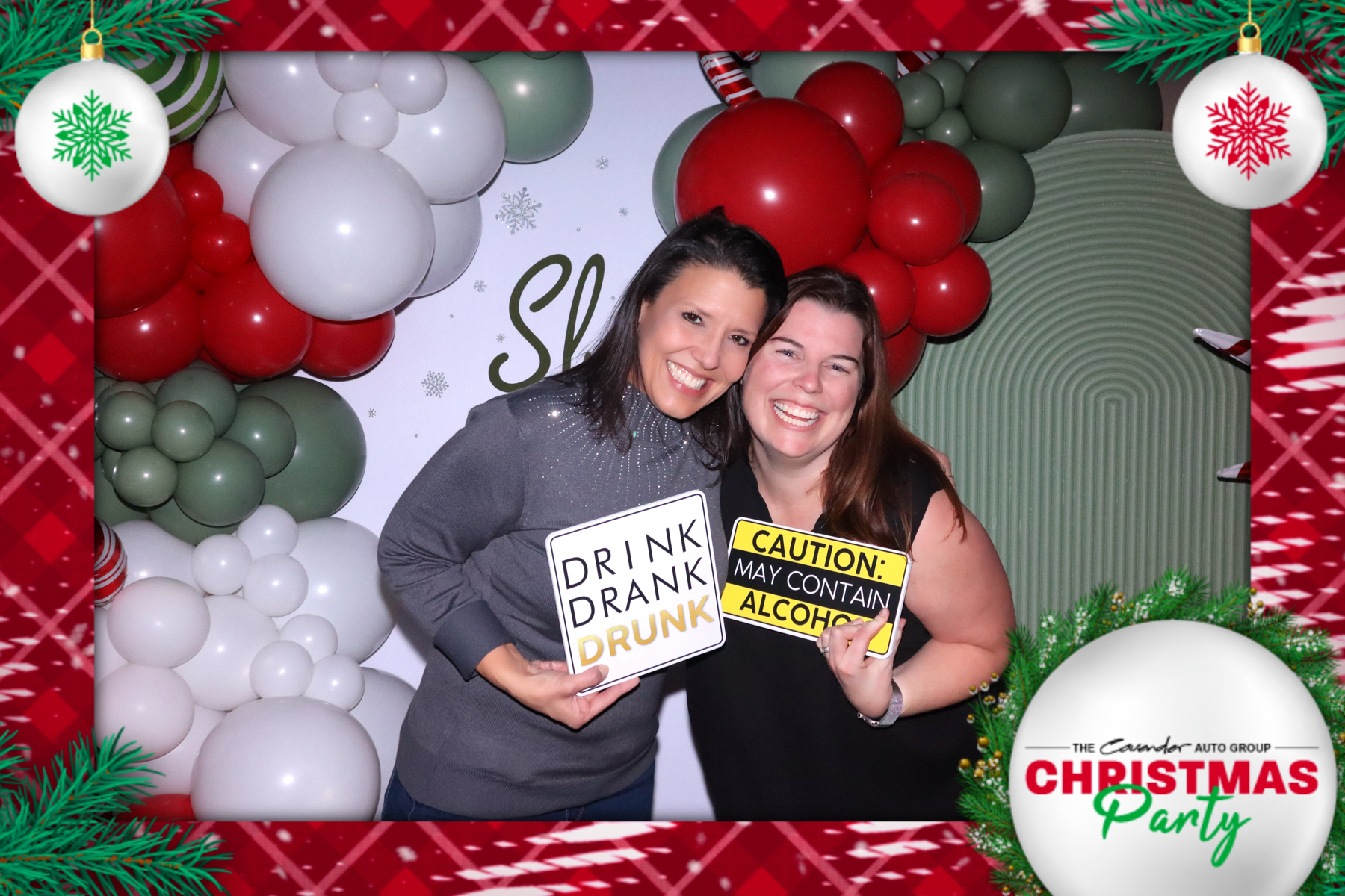 Cavender Nissan Christmas Party | View more photos from the event at gallery.rckapturedmemories.com/u/RCKapturedMemories/Cavender-Nissan-Christmas-Party-0
