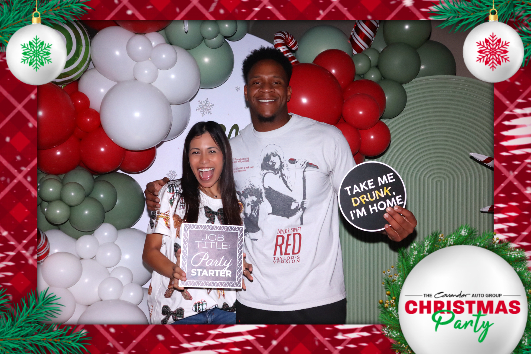 Cavender Nissan Christmas Party | View more photos from the event at gallery.rckapturedmemories.com/u/RCKapturedMemories/Cavender-Nissan-Christmas-Party-0