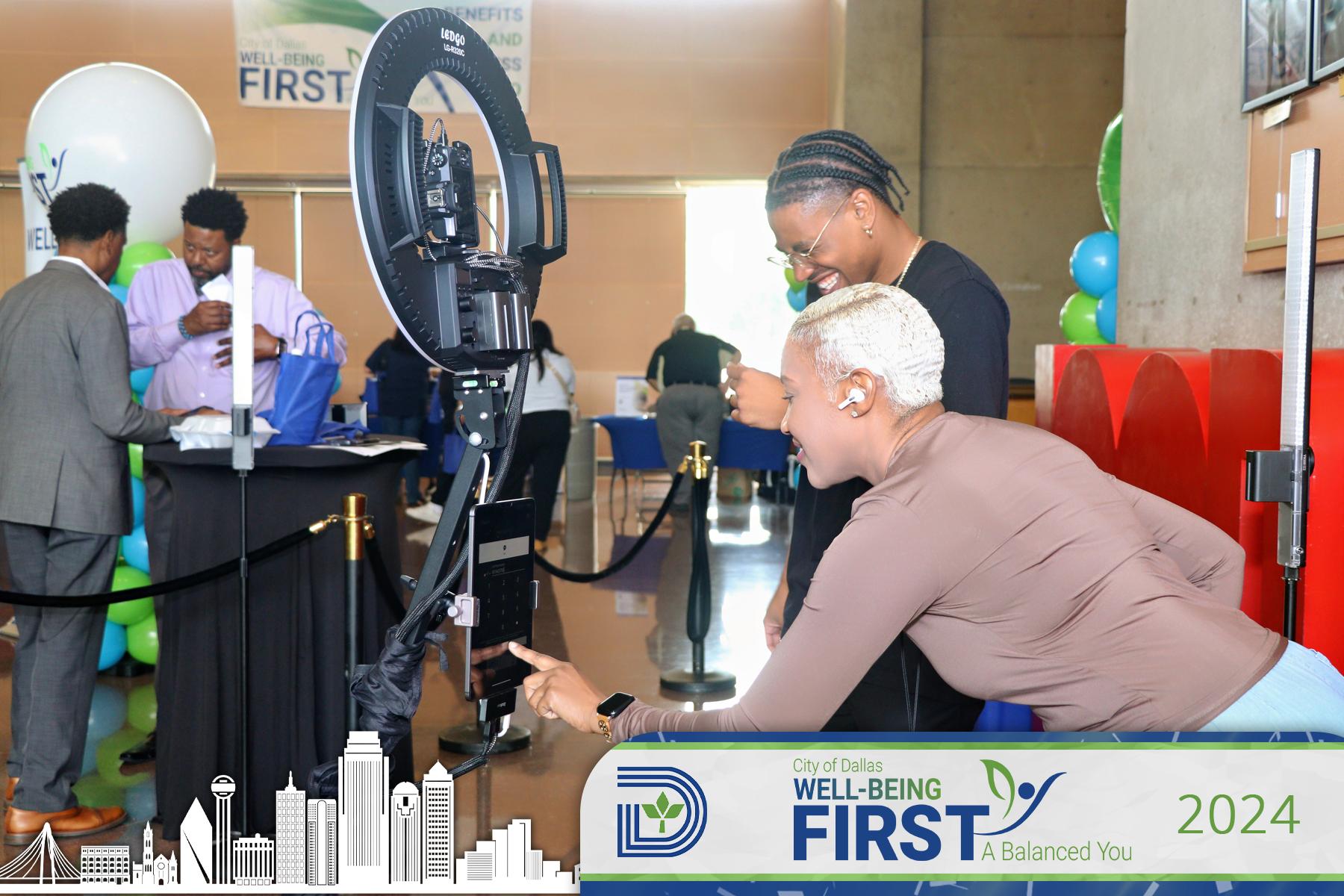 City of Dallas Health & Wellness Expo | View more photos from the event at gallery.rckapturedmemories.com/u/RCKapturedMemories/City-of-Dallas-Health-Wellness-Expo