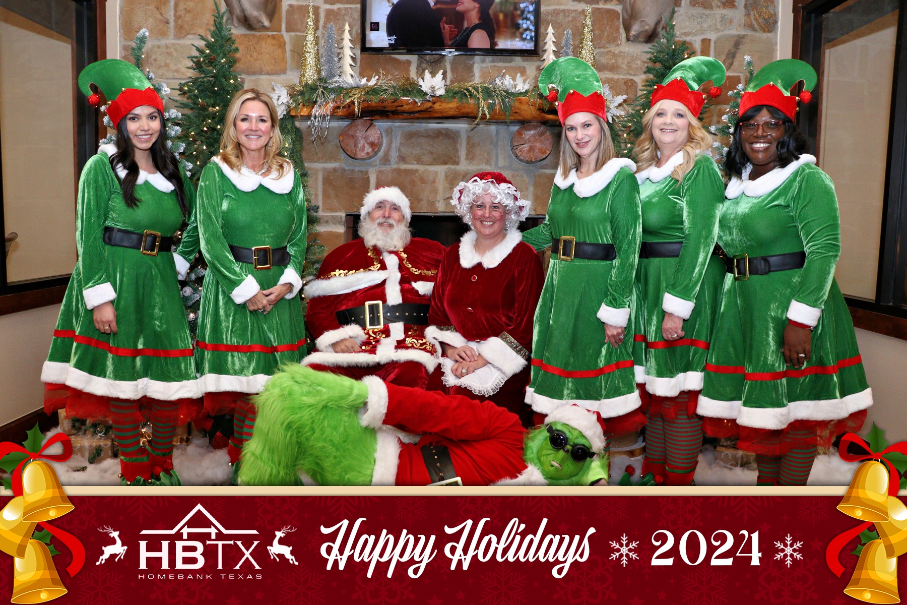 HomeBank Texas Photos with Santa | View more photos from the event at gallery.rckapturedmemories.com/u/RCKapturedMemories/HomeBank-Texas-Photos-with-Santa