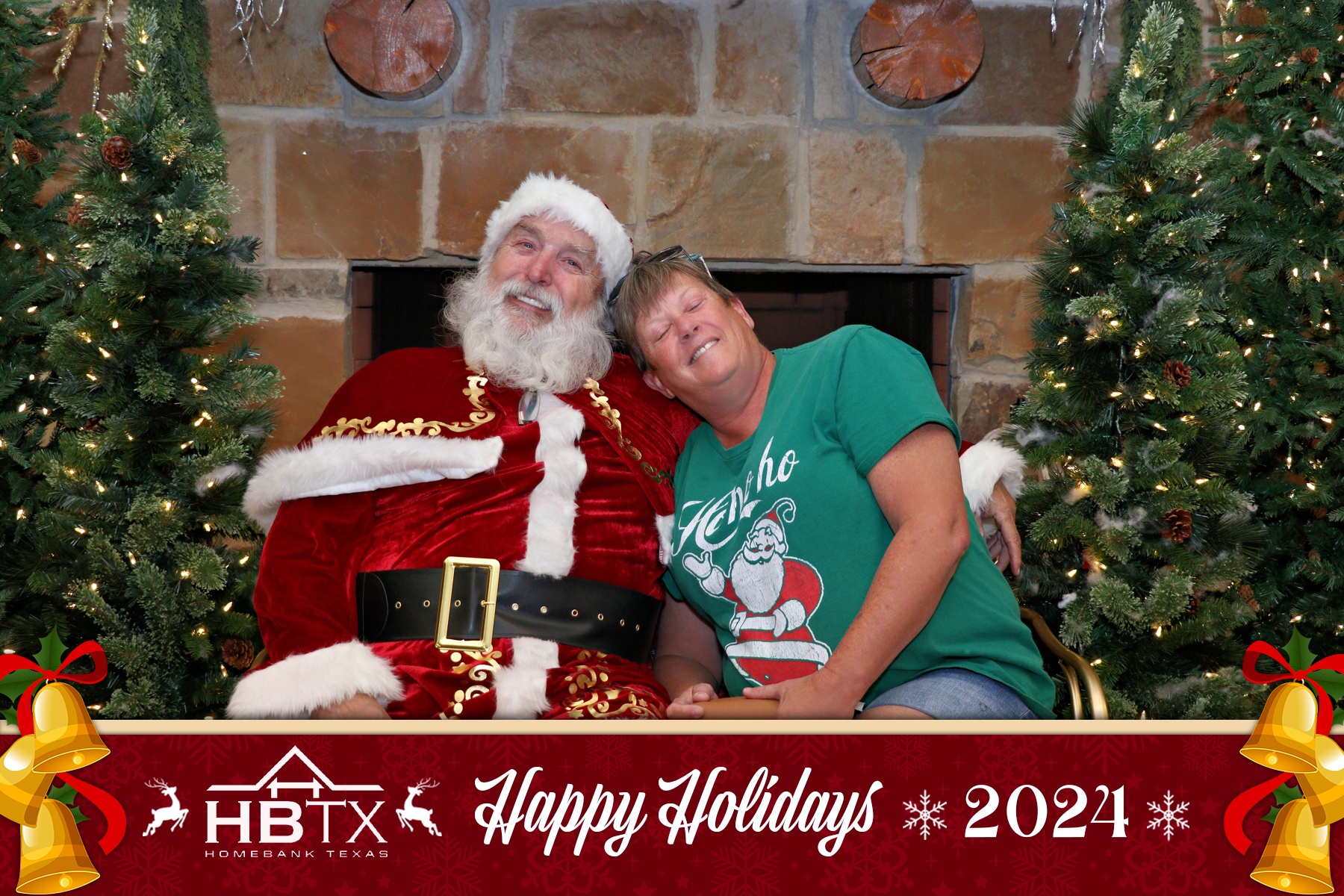 HomeBank Texas Photos with Santa | View more photos from the event at gallery.rckapturedmemories.com/u/RCKapturedMemories/HomeBank-Texas-Photos-with-Santa