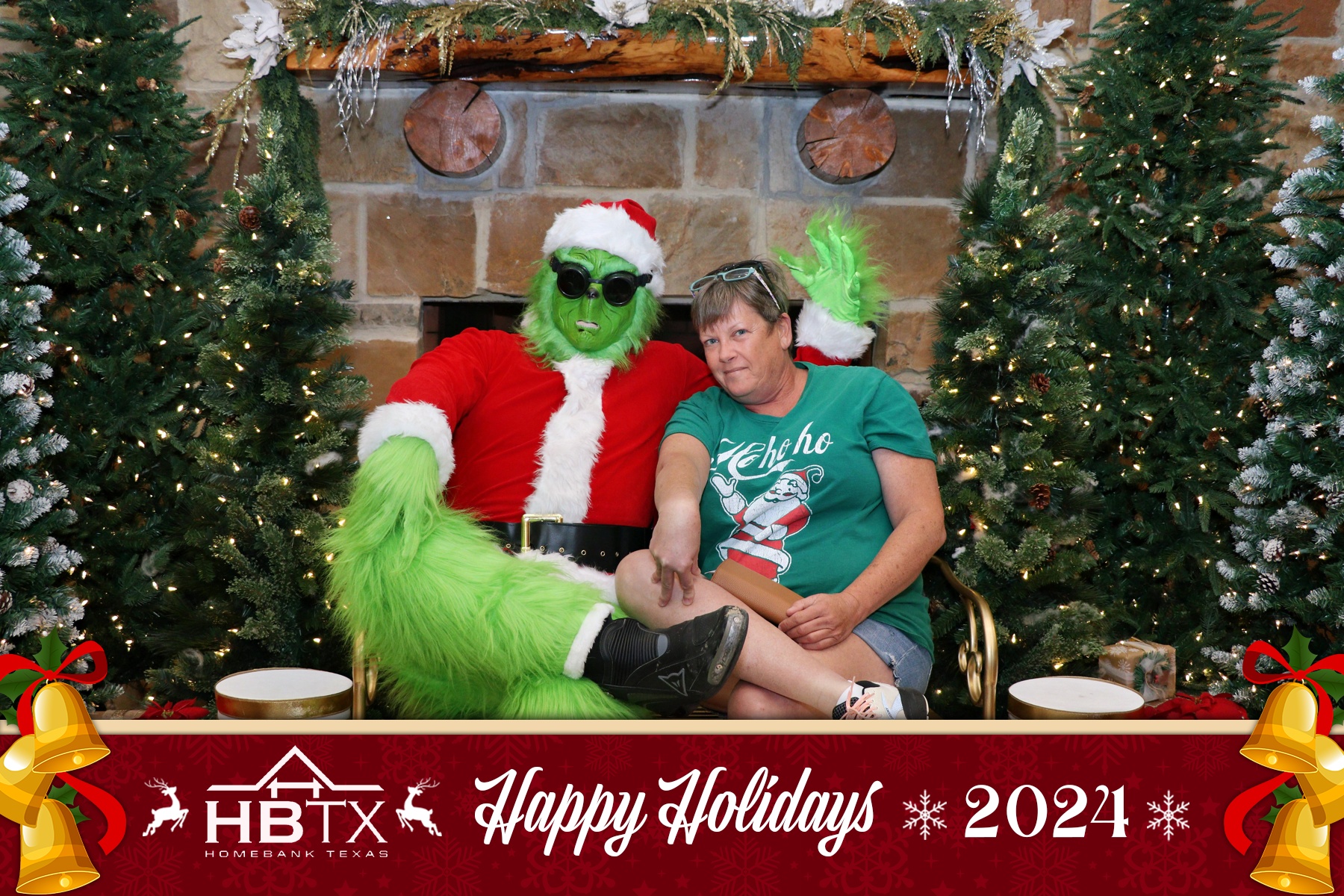 HomeBank Texas Photos with Santa | View more photos from the event at gallery.rckapturedmemories.com/u/RCKapturedMemories/HomeBank-Texas-Photos-with-Santa