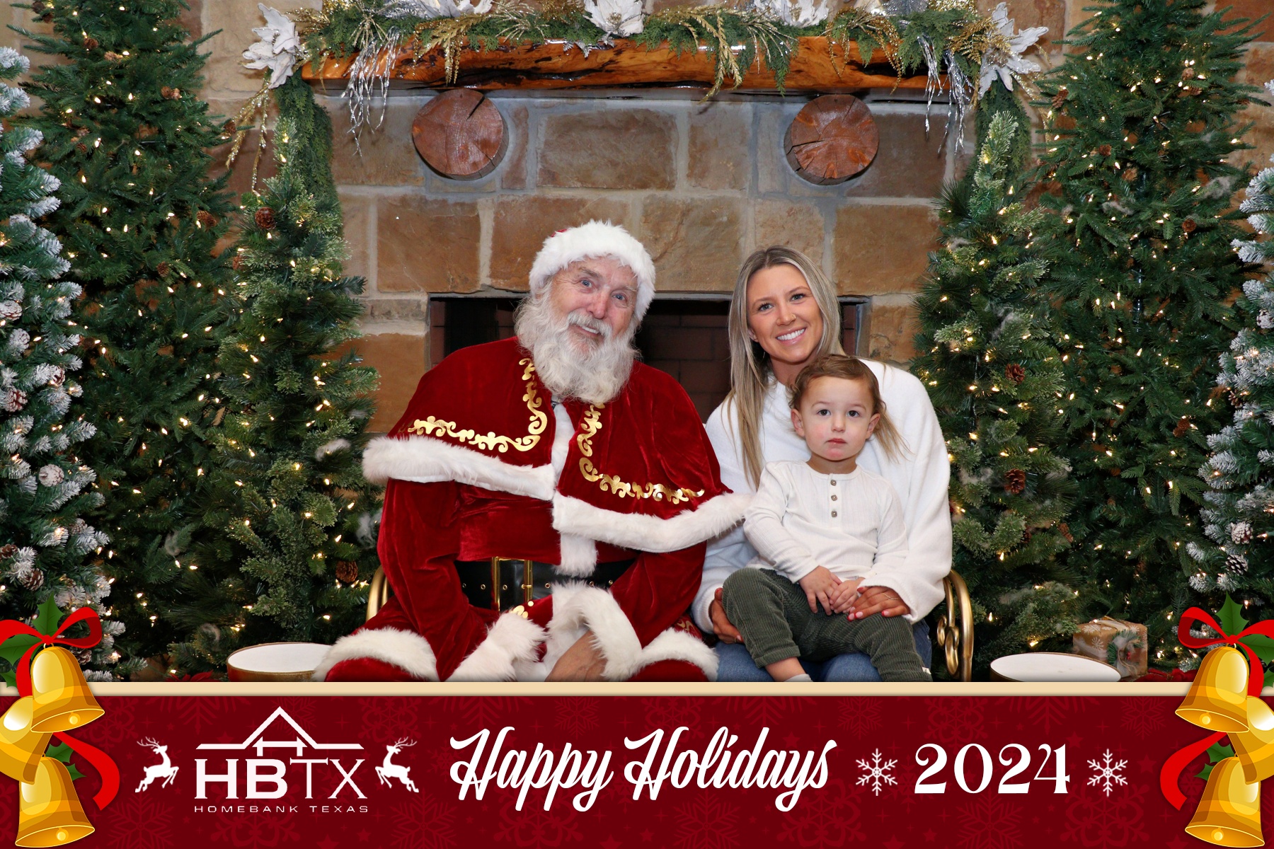 HomeBank Texas Photos with Santa | View more photos from the event at gallery.rckapturedmemories.com/u/RCKapturedMemories/HomeBank-Texas-Photos-with-Santa