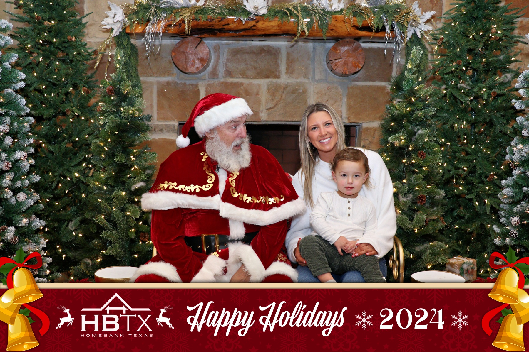HomeBank Texas Photos with Santa | View more photos from the event at gallery.rckapturedmemories.com/u/RCKapturedMemories/HomeBank-Texas-Photos-with-Santa