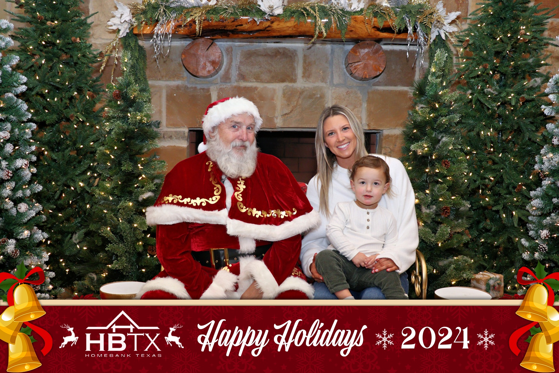 HomeBank Texas Photos with Santa | View more photos from the event at gallery.rckapturedmemories.com/u/RCKapturedMemories/HomeBank-Texas-Photos-with-Santa