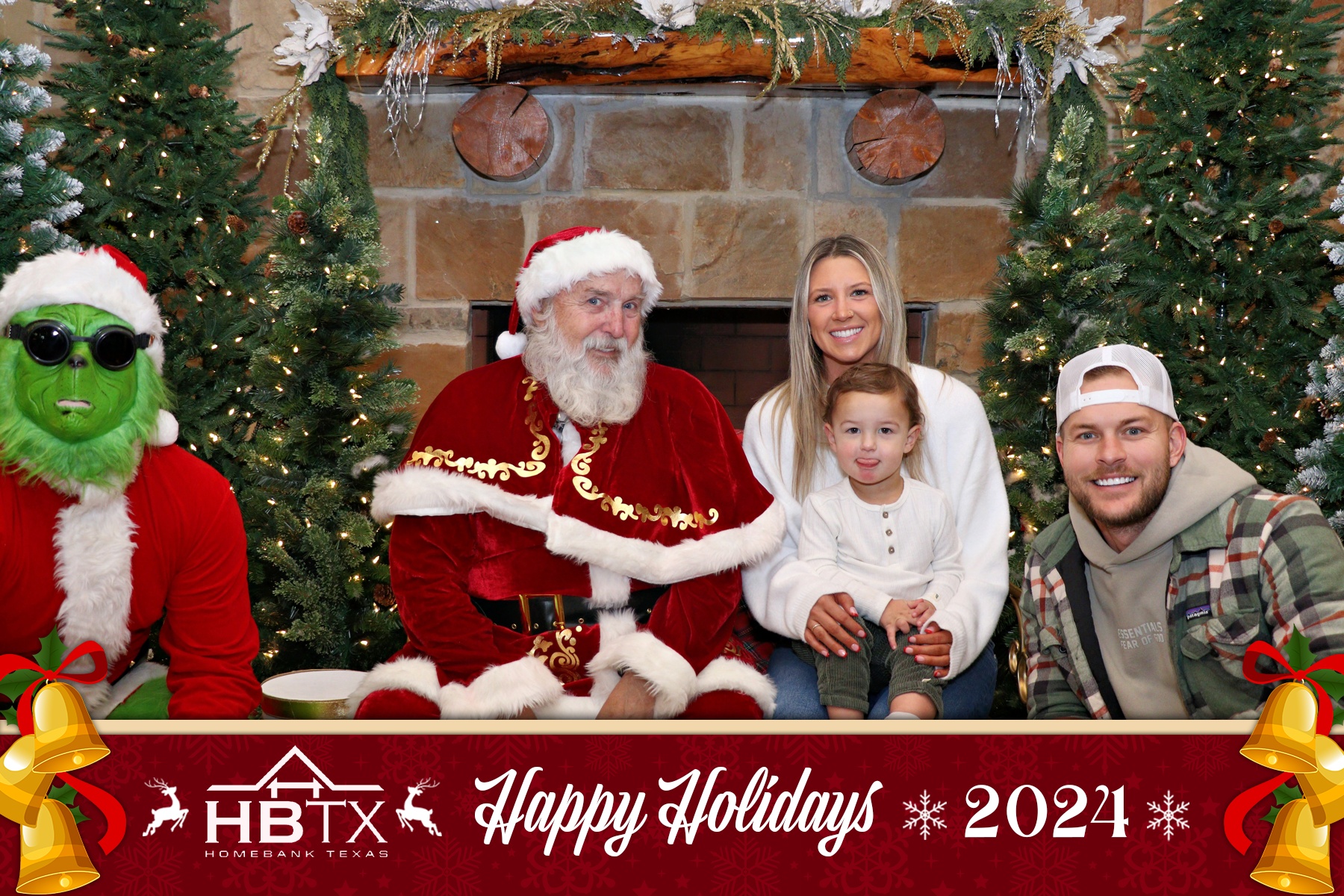 HomeBank Texas Photos with Santa | View more photos from the event at gallery.rckapturedmemories.com/u/RCKapturedMemories/HomeBank-Texas-Photos-with-Santa