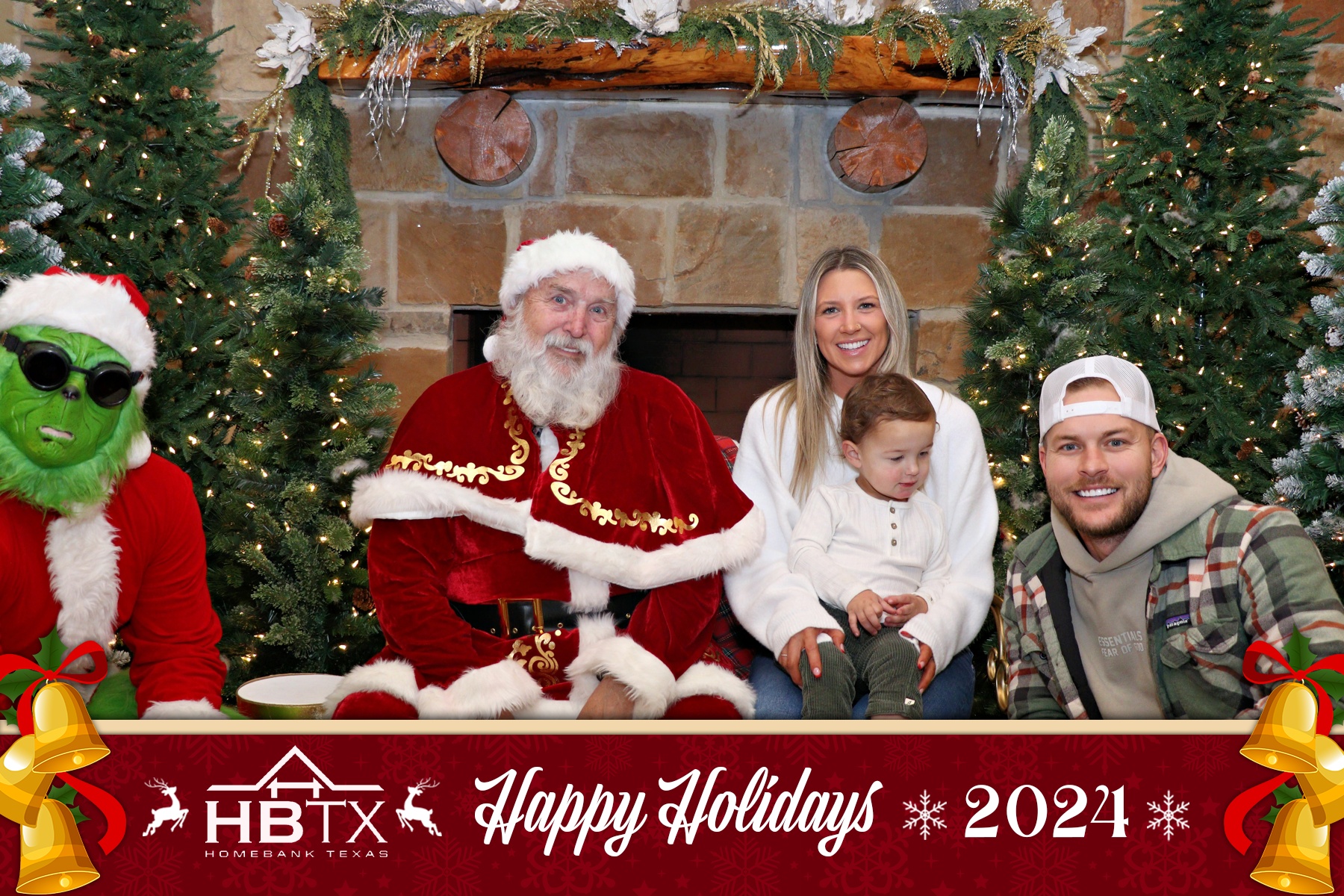 HomeBank Texas Photos with Santa | View more photos from the event at gallery.rckapturedmemories.com/u/RCKapturedMemories/HomeBank-Texas-Photos-with-Santa
