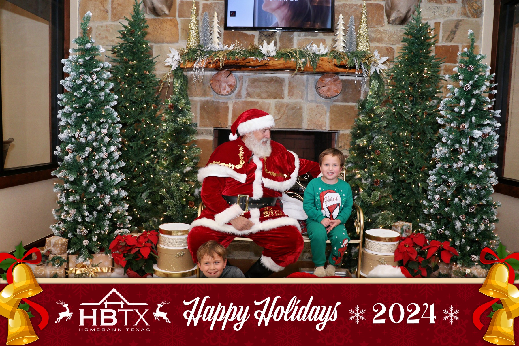 HomeBank Texas Photos with Santa | View more photos from the event at gallery.rckapturedmemories.com/u/RCKapturedMemories/HomeBank-Texas-Photos-with-Santa
