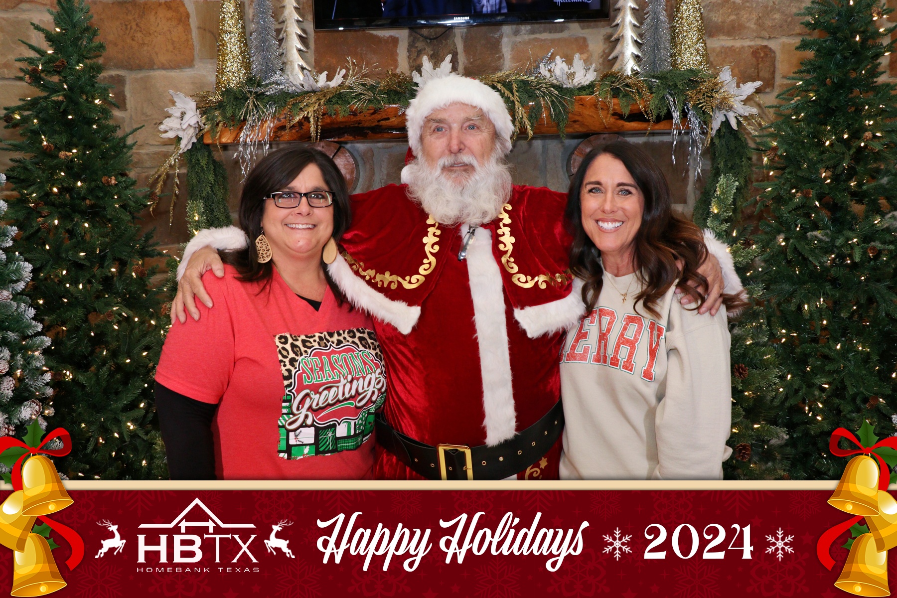 HomeBank Texas Photos with Santa | View more photos from the event at gallery.rckapturedmemories.com/u/RCKapturedMemories/HomeBank-Texas-Photos-with-Santa