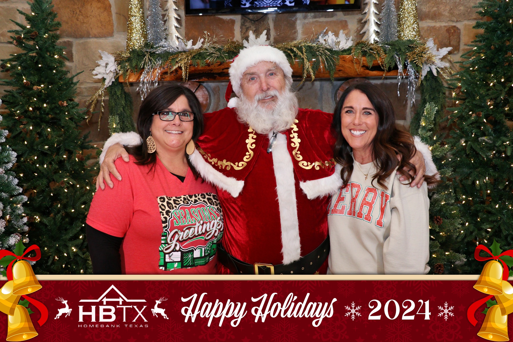 HomeBank Texas Photos with Santa | View more photos from the event at gallery.rckapturedmemories.com/u/RCKapturedMemories/HomeBank-Texas-Photos-with-Santa