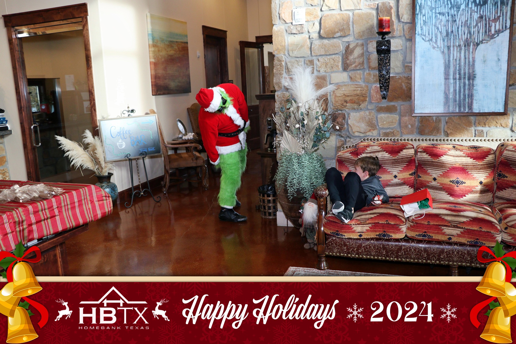 HomeBank Texas Photos with Santa | View more photos from the event at gallery.rckapturedmemories.com/u/RCKapturedMemories/HomeBank-Texas-Photos-with-Santa