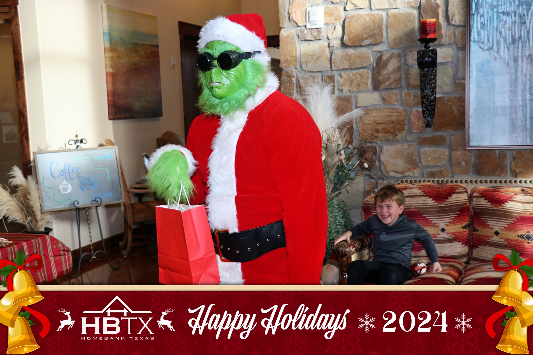 HomeBank Texas Photos with Santa | View more photos from the event at gallery.rckapturedmemories.com/u/RCKapturedMemories/HomeBank-Texas-Photos-with-Santa