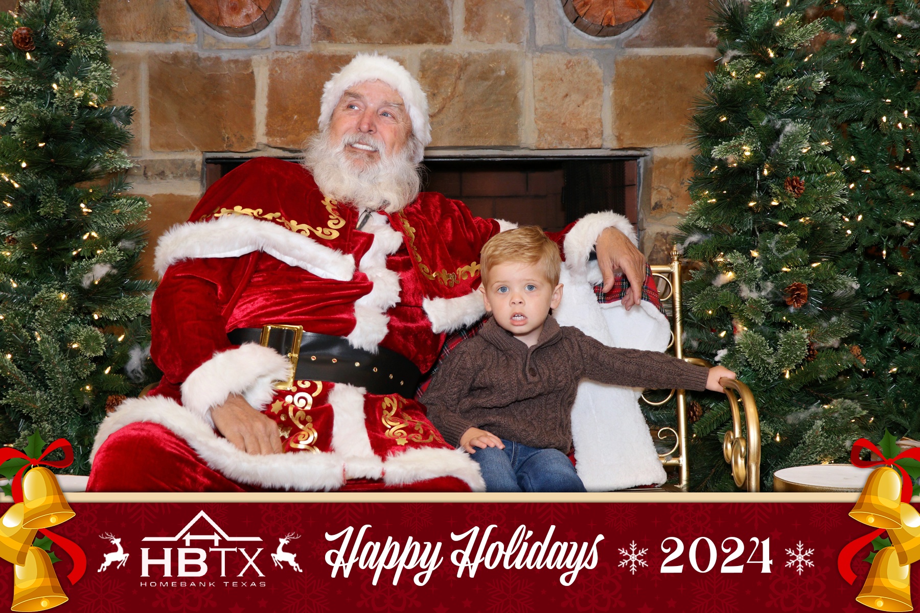 HomeBank Texas Photos with Santa | View more photos from the event at gallery.rckapturedmemories.com/u/RCKapturedMemories/HomeBank-Texas-Photos-with-Santa