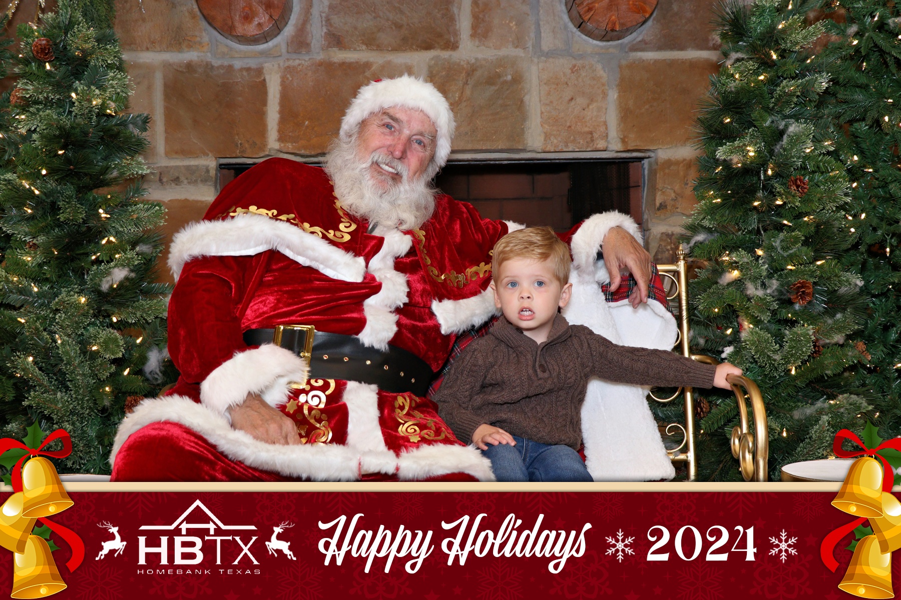 HomeBank Texas Photos with Santa | View more photos from the event at gallery.rckapturedmemories.com/u/RCKapturedMemories/HomeBank-Texas-Photos-with-Santa