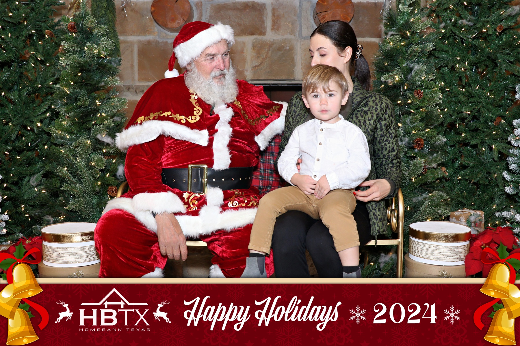 HomeBank Texas Photos with Santa | View more photos from the event at gallery.rckapturedmemories.com/u/RCKapturedMemories/HomeBank-Texas-Photos-with-Santa