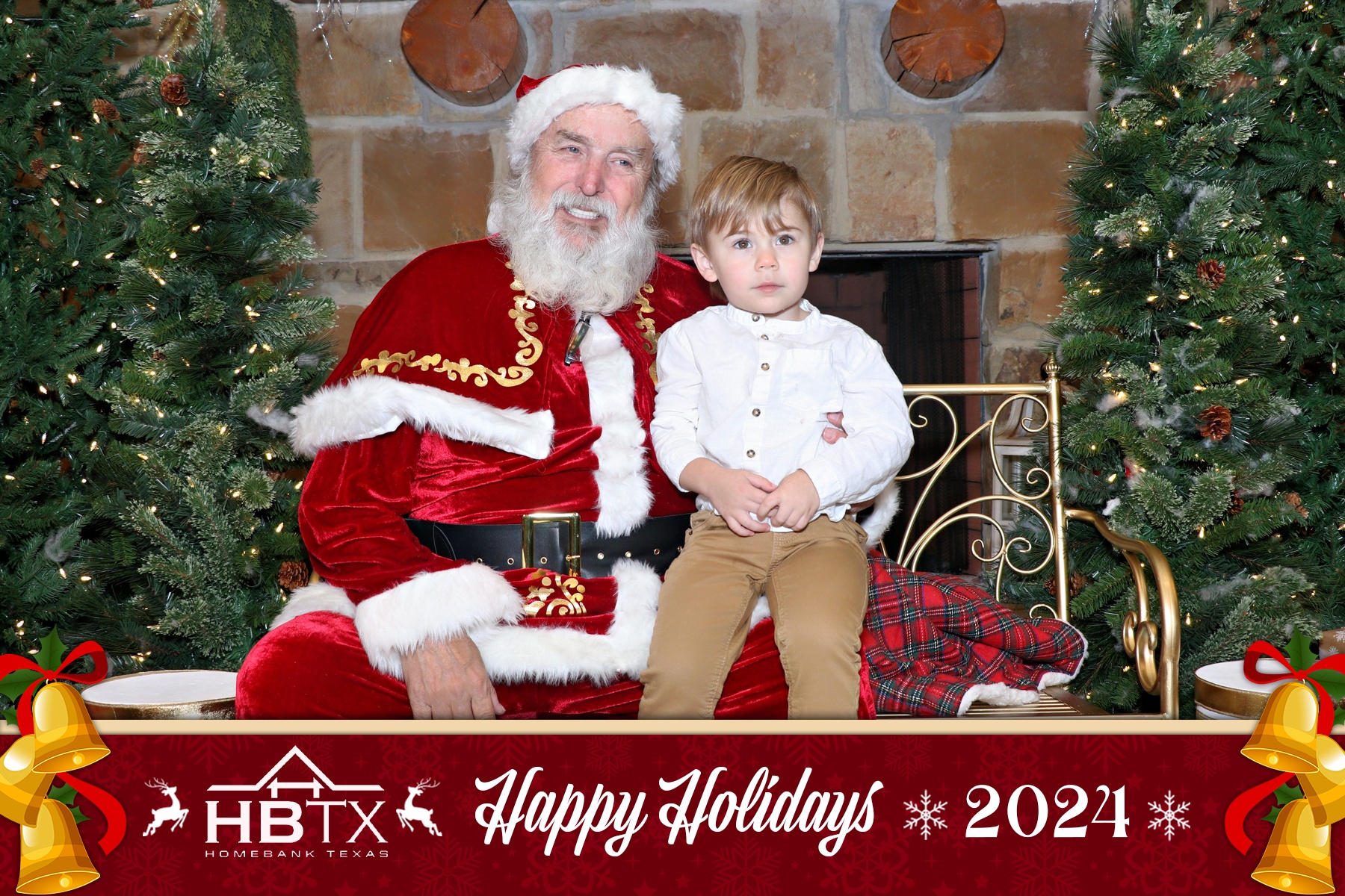 HomeBank Texas Photos with Santa | View more photos from the event at gallery.rckapturedmemories.com/u/RCKapturedMemories/HomeBank-Texas-Photos-with-Santa