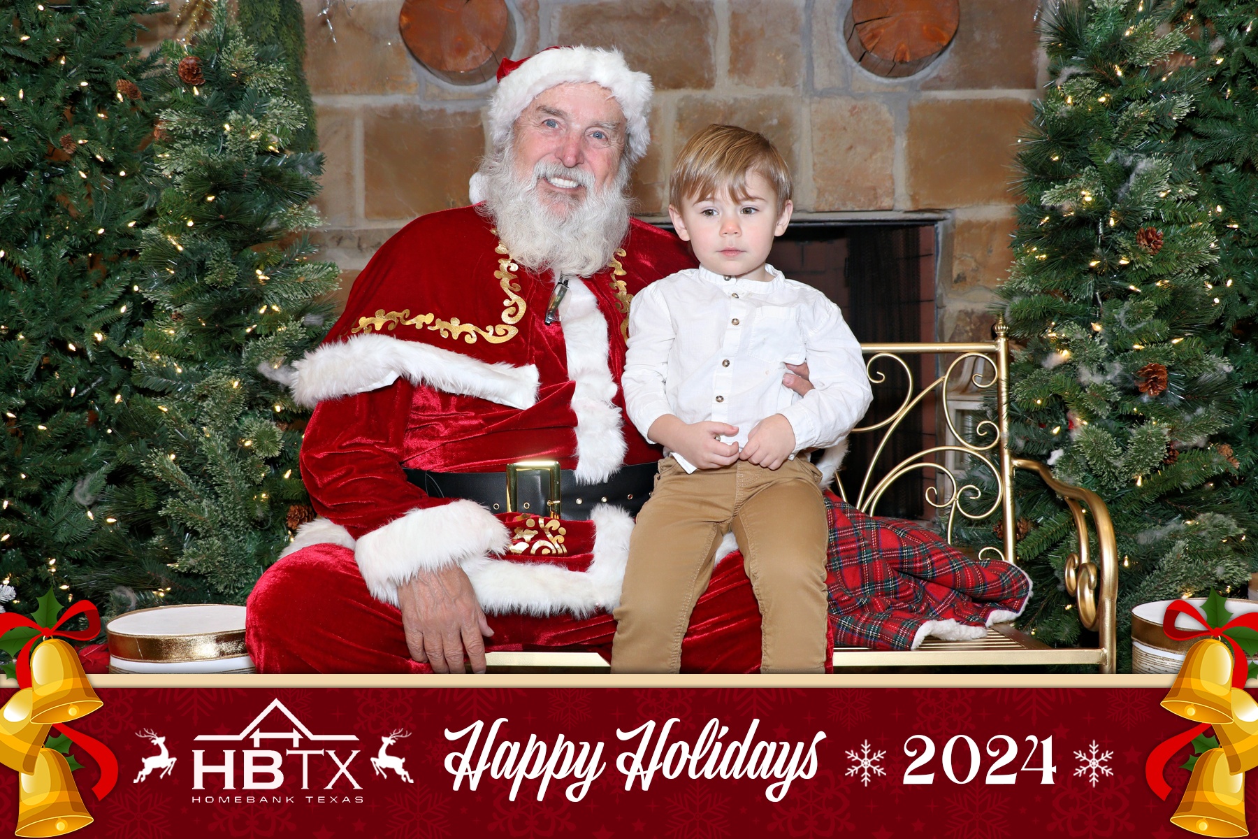 HomeBank Texas Photos with Santa | View more photos from the event at gallery.rckapturedmemories.com/u/RCKapturedMemories/HomeBank-Texas-Photos-with-Santa