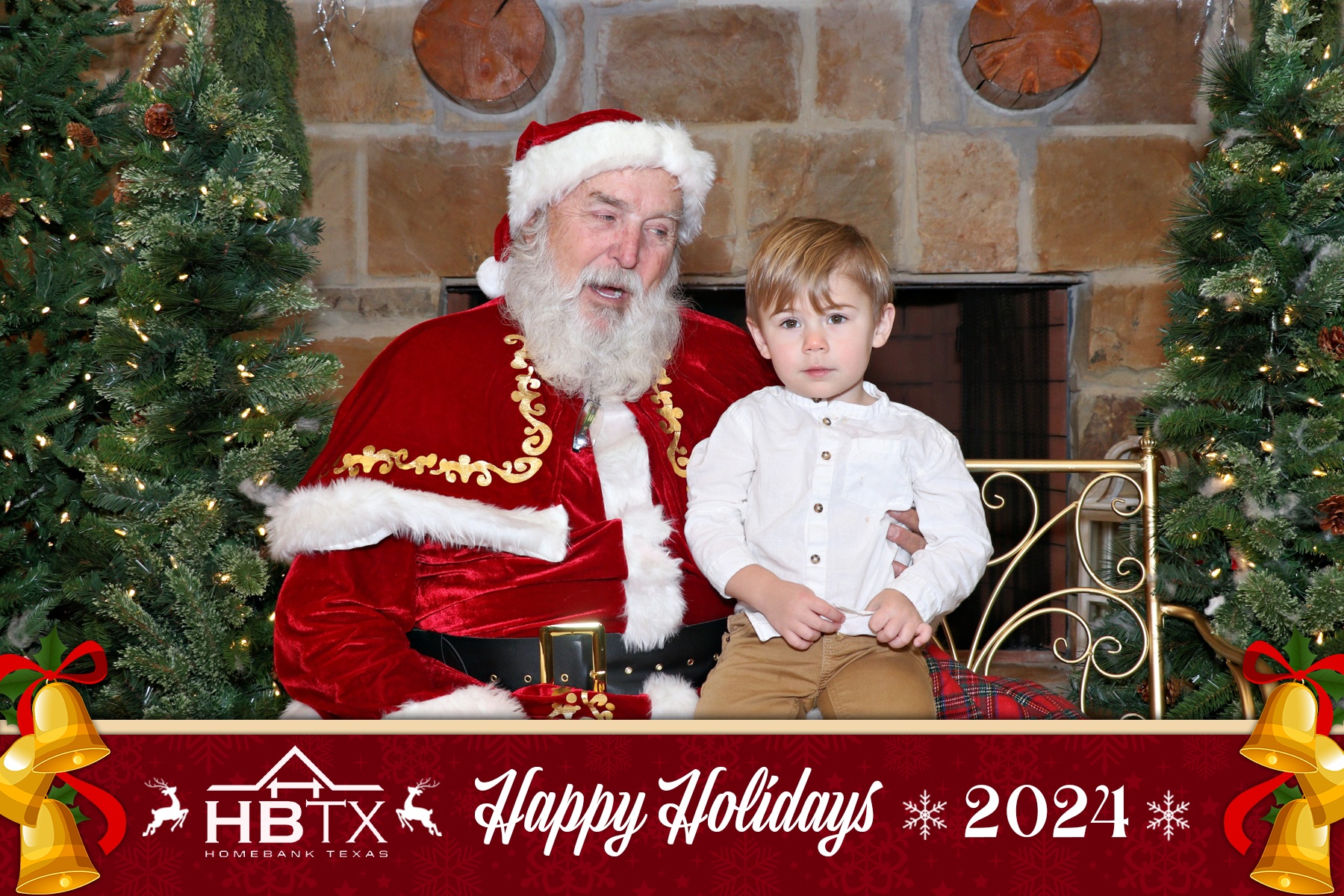 HomeBank Texas Photos with Santa | View more photos from the event at gallery.rckapturedmemories.com/u/RCKapturedMemories/HomeBank-Texas-Photos-with-Santa