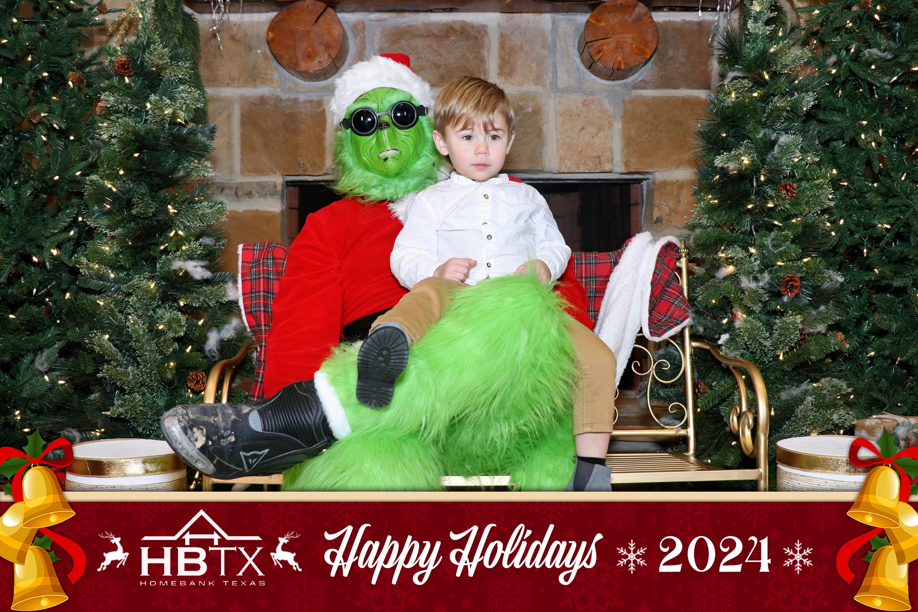 HomeBank Texas Photos with Santa | View more photos from the event at gallery.rckapturedmemories.com/u/RCKapturedMemories/HomeBank-Texas-Photos-with-Santa