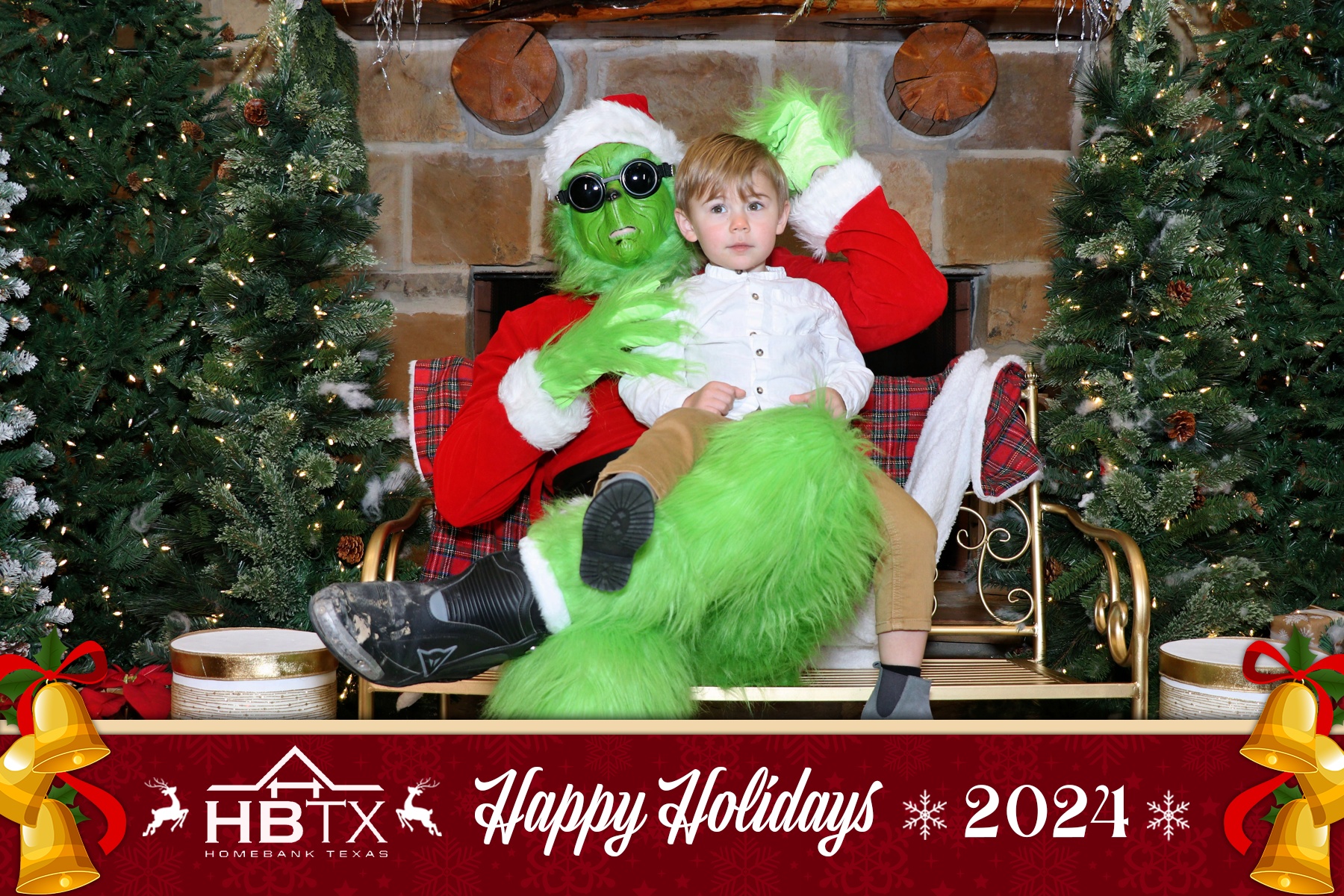 HomeBank Texas Photos with Santa | View more photos from the event at gallery.rckapturedmemories.com/u/RCKapturedMemories/HomeBank-Texas-Photos-with-Santa