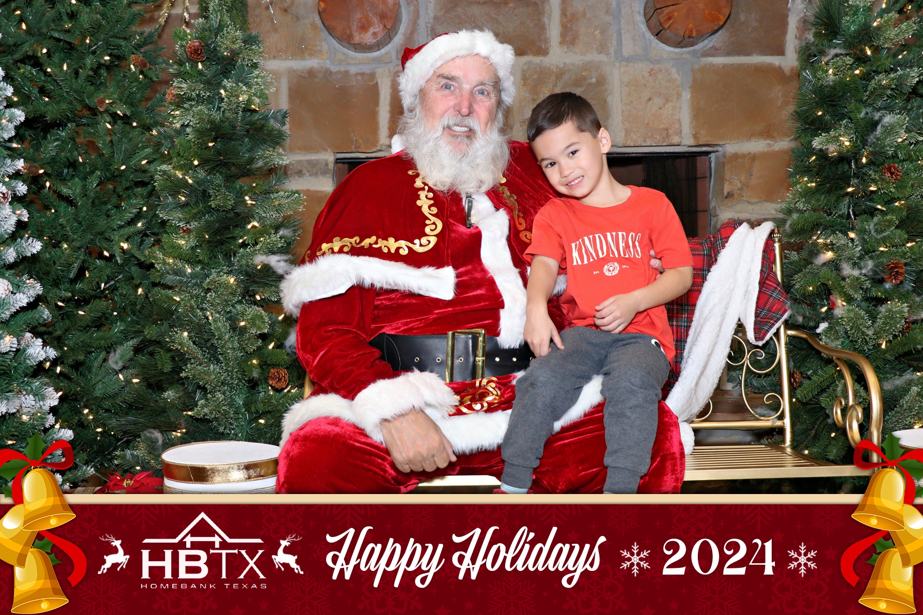 HomeBank Texas Photos with Santa | View more photos from the event at gallery.rckapturedmemories.com/u/RCKapturedMemories/HomeBank-Texas-Photos-with-Santa
