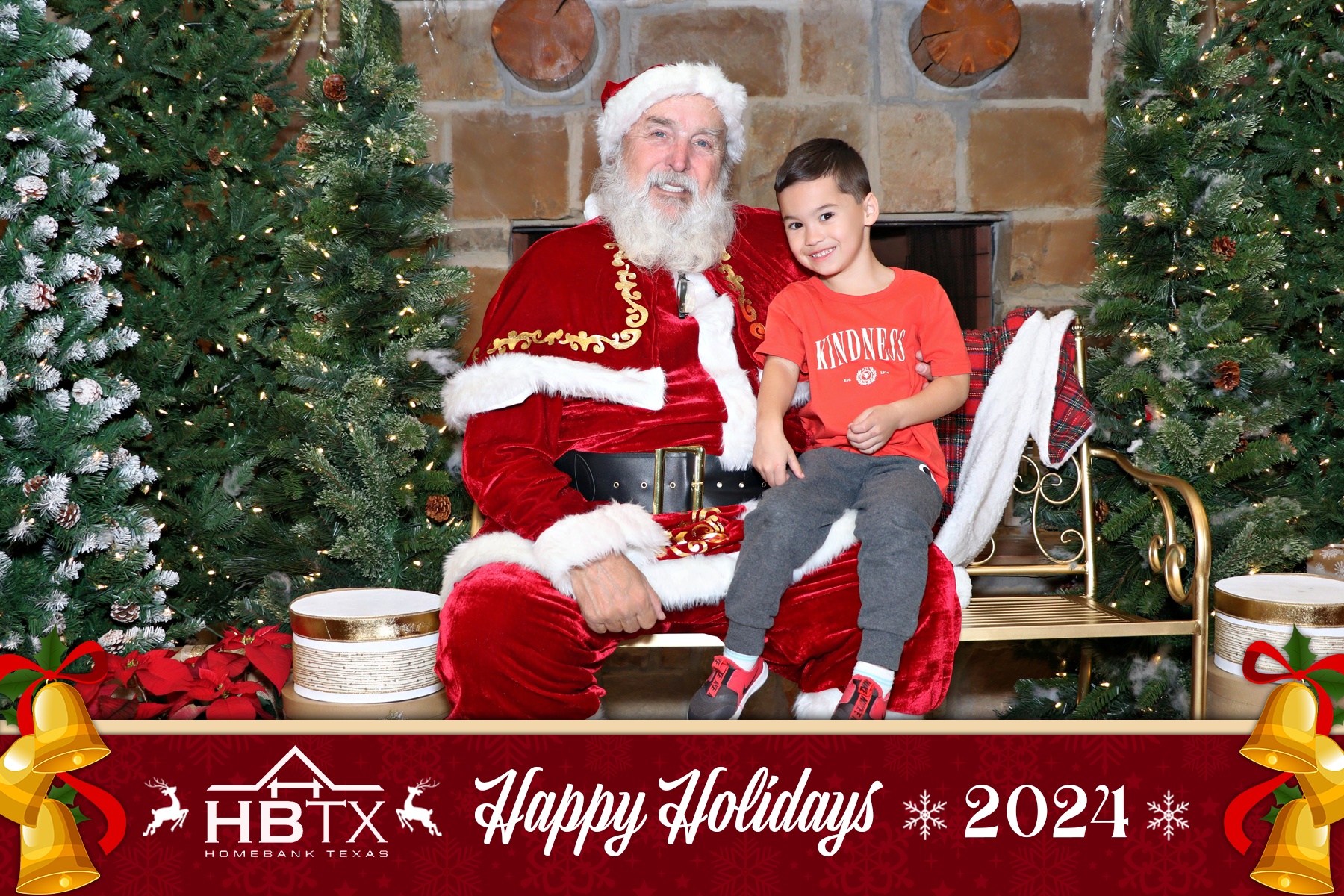HomeBank Texas Photos with Santa | View more photos from the event at gallery.rckapturedmemories.com/u/RCKapturedMemories/HomeBank-Texas-Photos-with-Santa