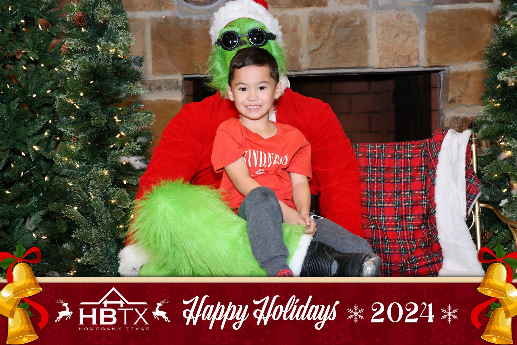 HomeBank Texas Photos with Santa | View more photos from the event at gallery.rckapturedmemories.com/u/RCKapturedMemories/HomeBank-Texas-Photos-with-Santa