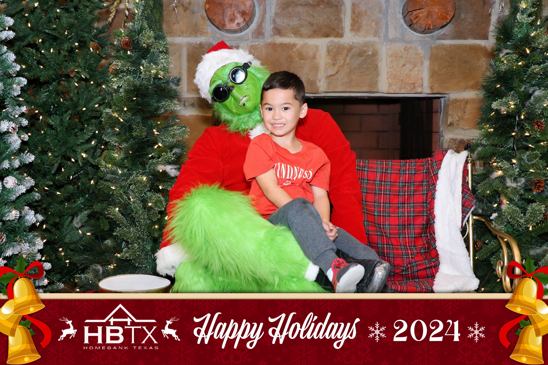 HomeBank Texas Photos with Santa | View more photos from the event at gallery.rckapturedmemories.com/u/RCKapturedMemories/HomeBank-Texas-Photos-with-Santa