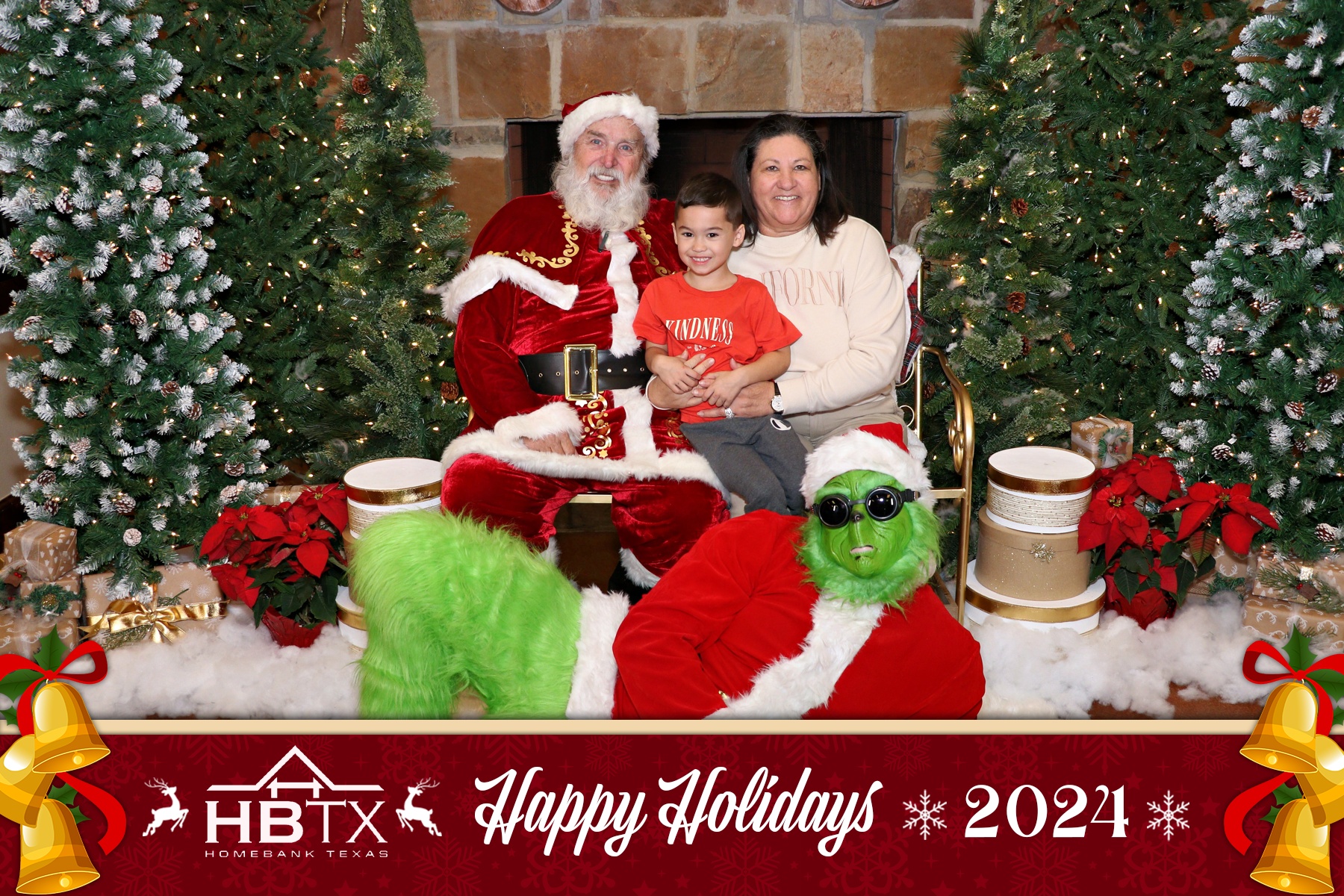 HomeBank Texas Photos with Santa | View more photos from the event at gallery.rckapturedmemories.com/u/RCKapturedMemories/HomeBank-Texas-Photos-with-Santa
