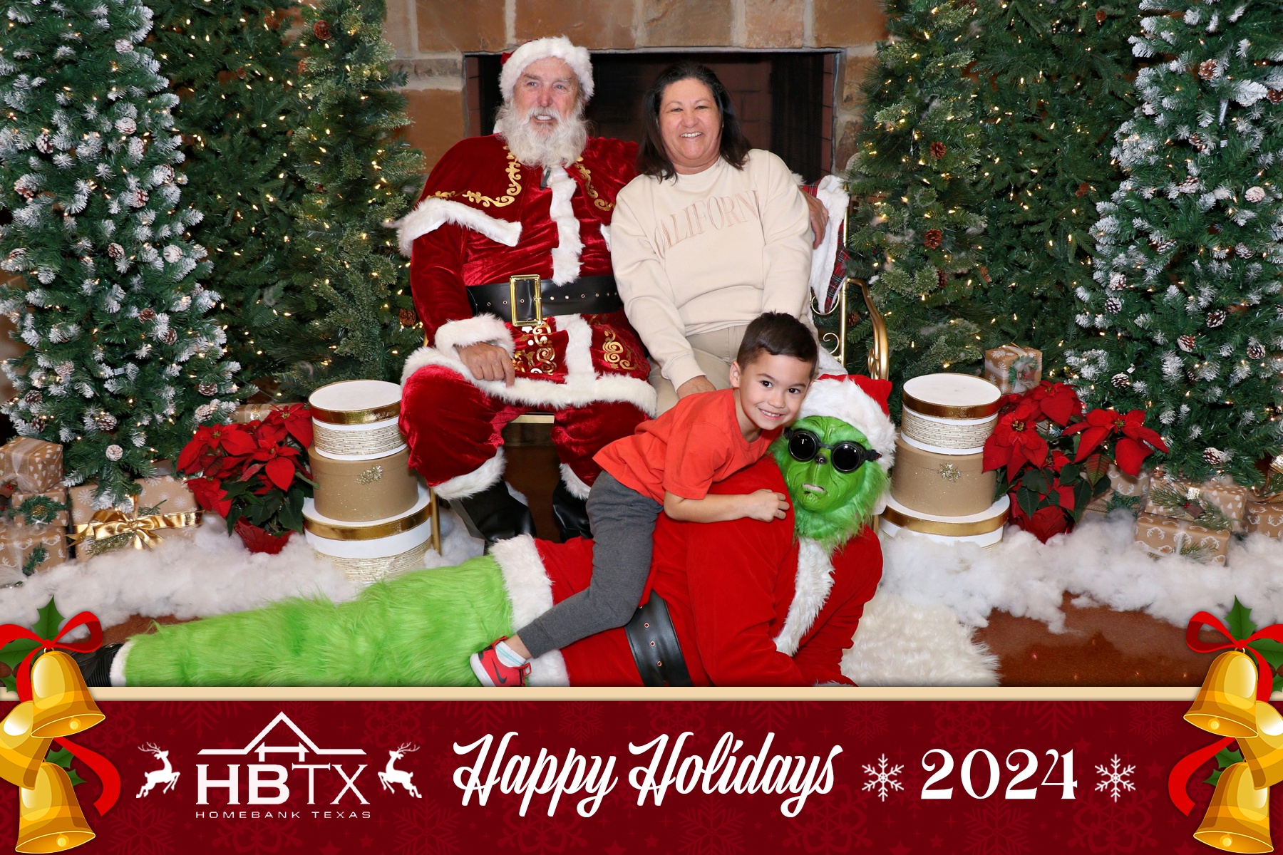 HomeBank Texas Photos with Santa | View more photos from the event at gallery.rckapturedmemories.com/u/RCKapturedMemories/HomeBank-Texas-Photos-with-Santa