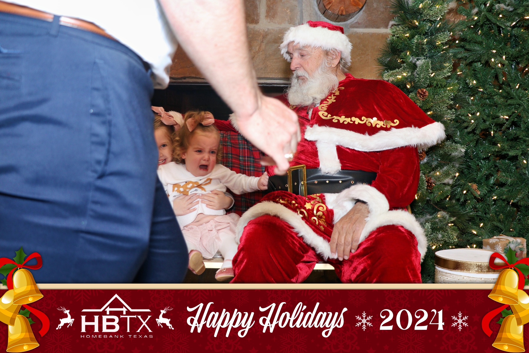 HomeBank Texas Photos with Santa | View more photos from the event at gallery.rckapturedmemories.com/u/RCKapturedMemories/HomeBank-Texas-Photos-with-Santa
