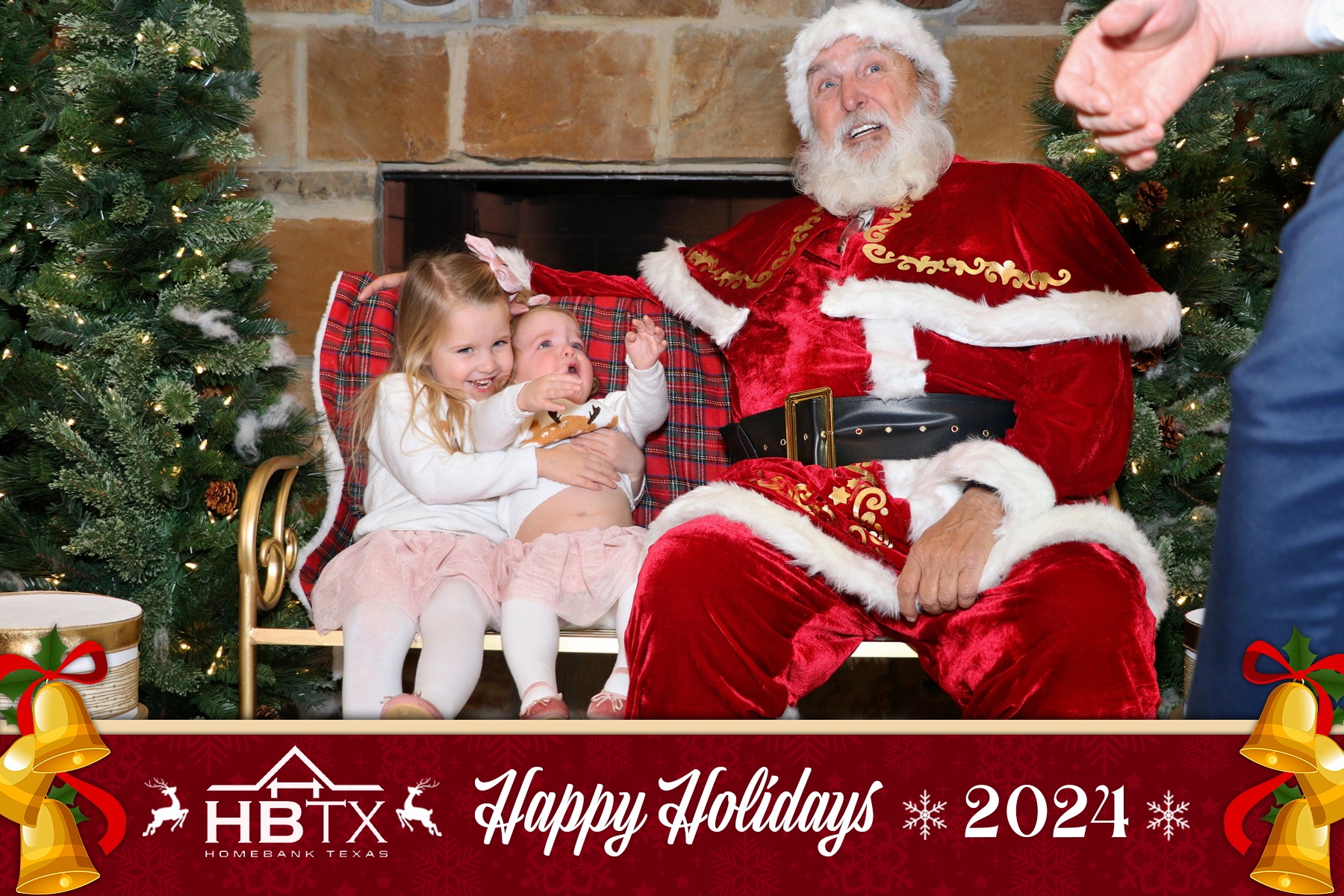 HomeBank Texas Photos with Santa | View more photos from the event at gallery.rckapturedmemories.com/u/RCKapturedMemories/HomeBank-Texas-Photos-with-Santa