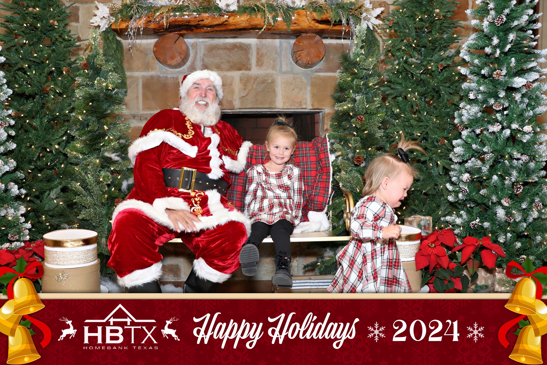 HomeBank Texas Photos with Santa | View more photos from the event at gallery.rckapturedmemories.com/u/RCKapturedMemories/HomeBank-Texas-Photos-with-Santa